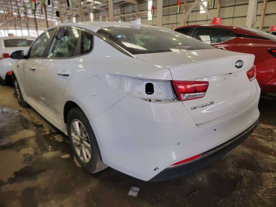 2018 KIA OPTIMA — 133553 Miles — Lot JG243553 — Main - Marhaba Auctions Used Cars - Image 3