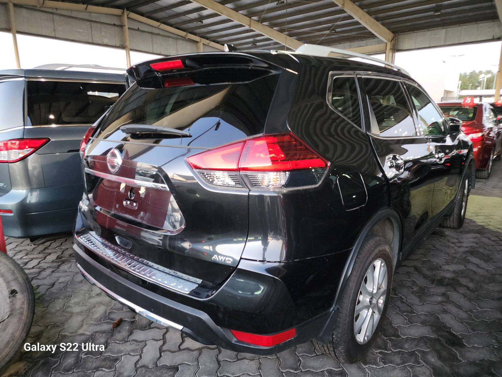 2017 NISSAN ROGUE — 87953 Miles — Lot 38107975 - Marhaba Auctions Used Cars - Image 3