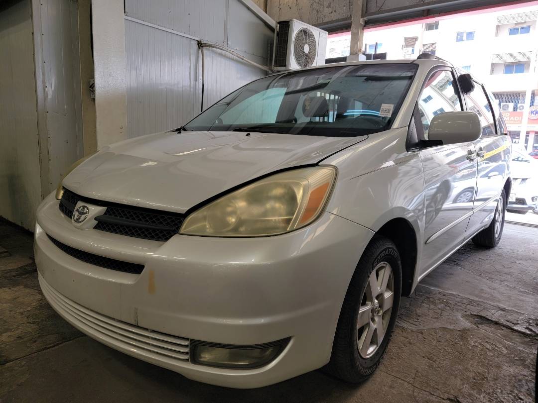 2004 TOYOTA SIENNA — 223253 Miles — Lot 36845913 — Main - Marhaba Auctions Used Cars - Image 5