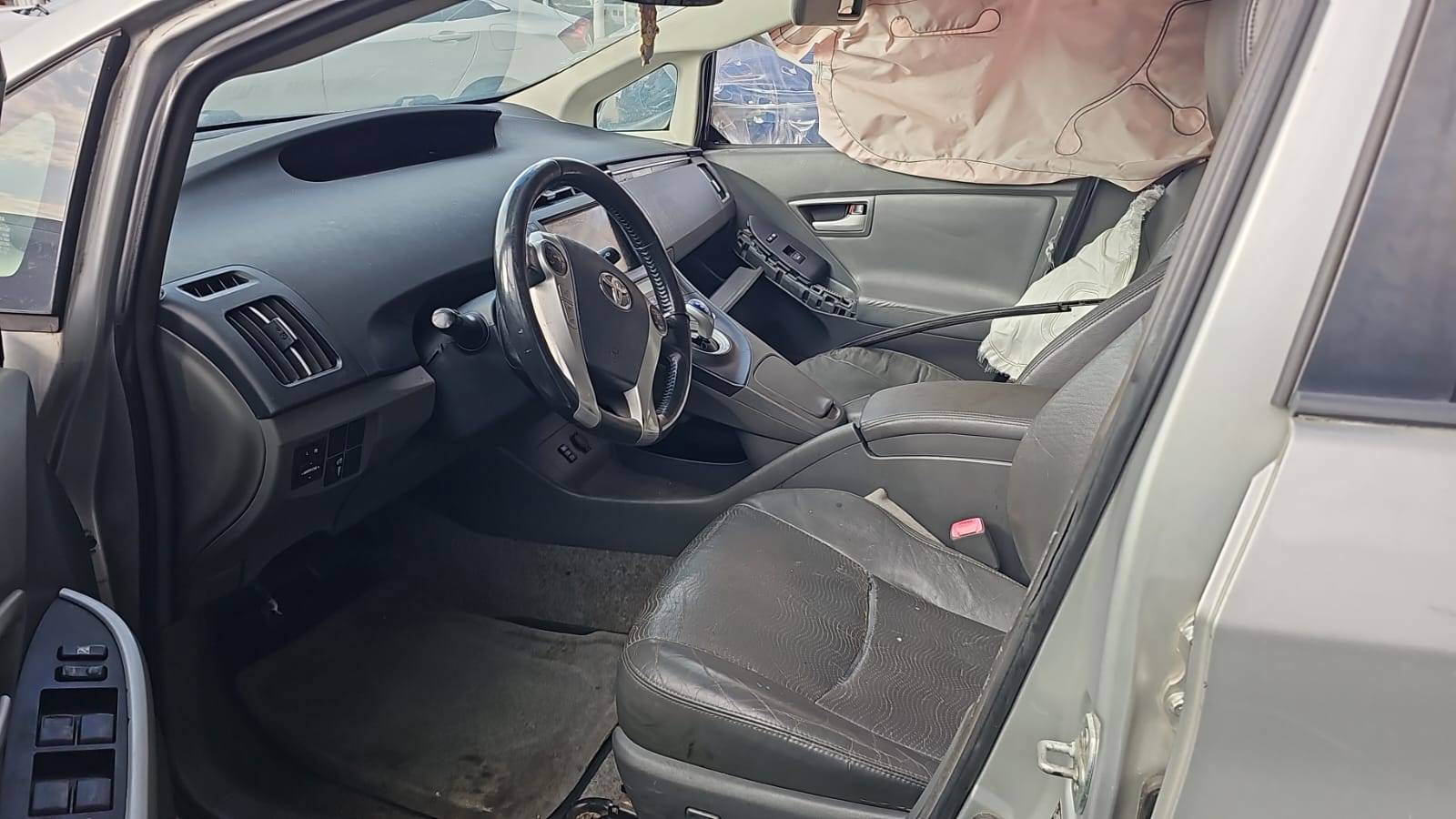 TOYOTA PRIUS 2010 - Marhaba Auction Used Cars - Image 5