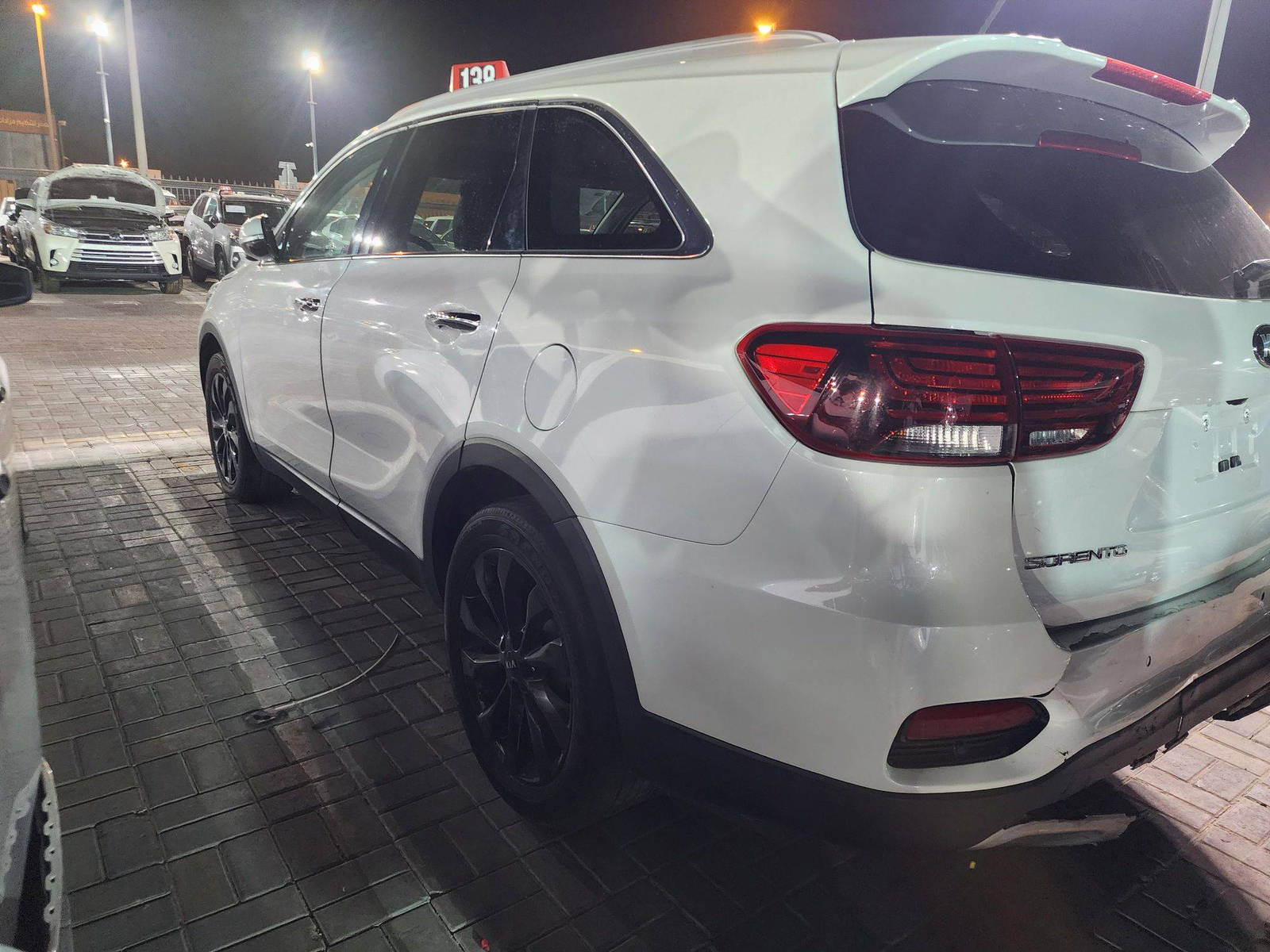 2020 KIA SORENTO — 81016 Miles — Lot 93246425 — Al Sajaa - Marhaba Auctions Used Cars - Image 5
