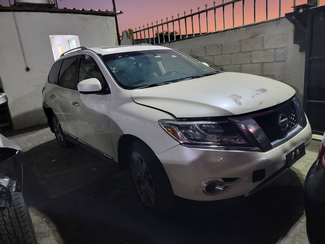 2016 NISSAN PATHFINDER — 261705 KM — Lot 5GC641149 — Main - Marhaba Auctions Used Cars - Image 4
