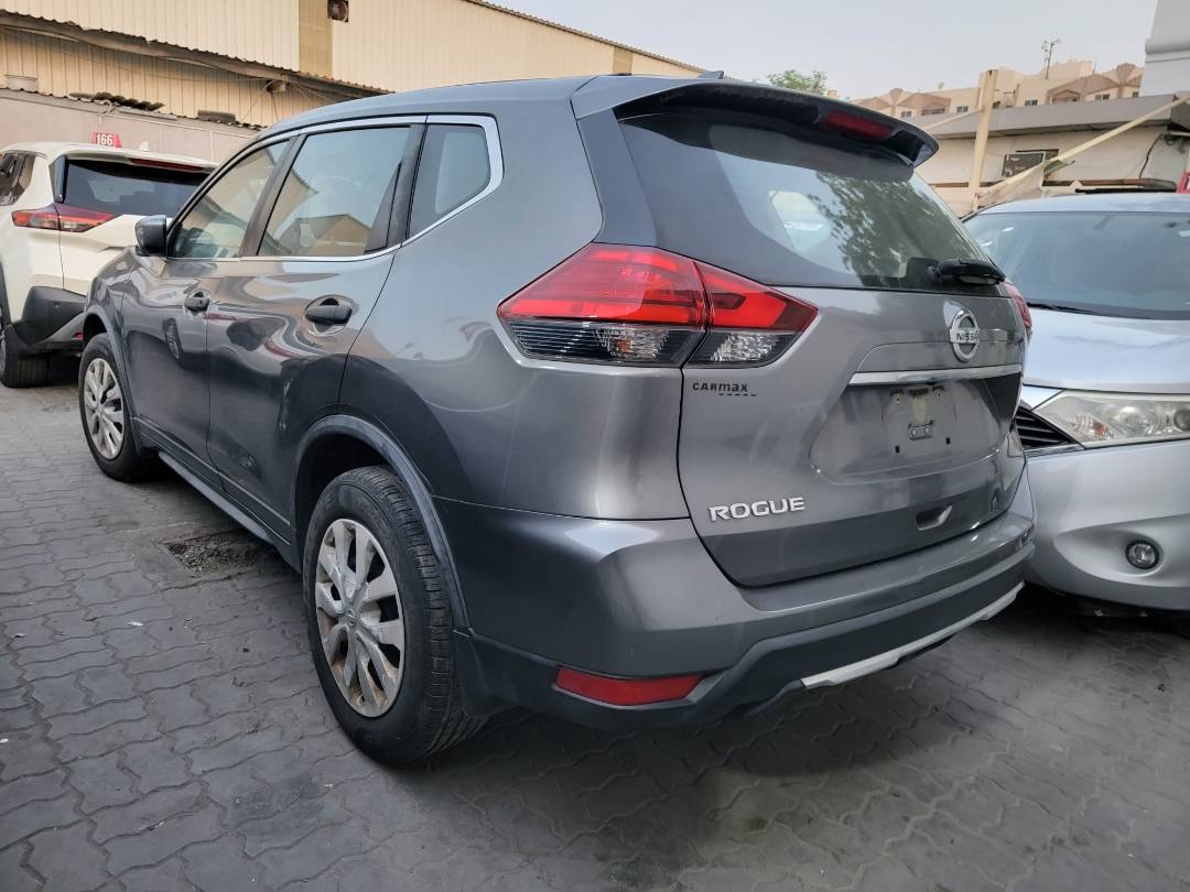 2017 NISSAN ROGUE — 159657 Miles — Lot W387248 — Souq - Marhaba Auctions Used Cars - Image 3
