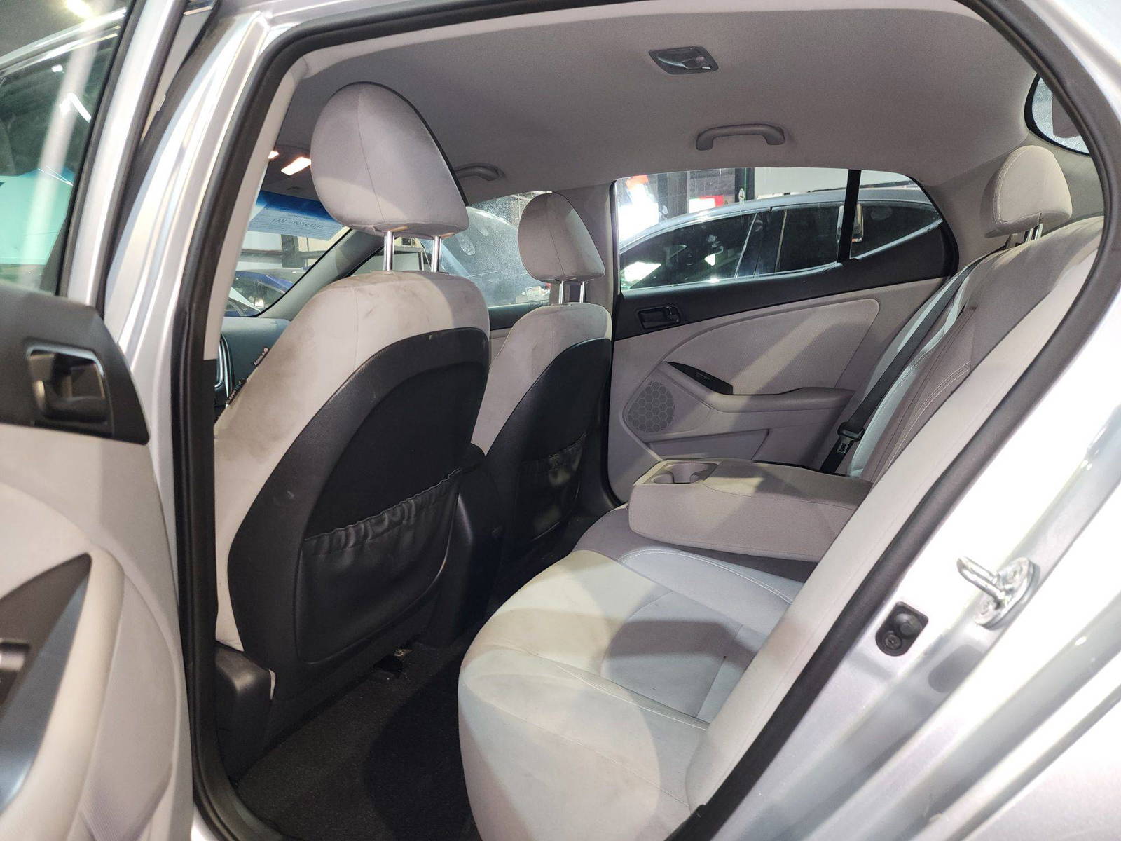2015 KIA OPTIMA — 187270 Miles — Lot 57610 — Al Quoz - Marhaba Auctions Used Cars - Image 7