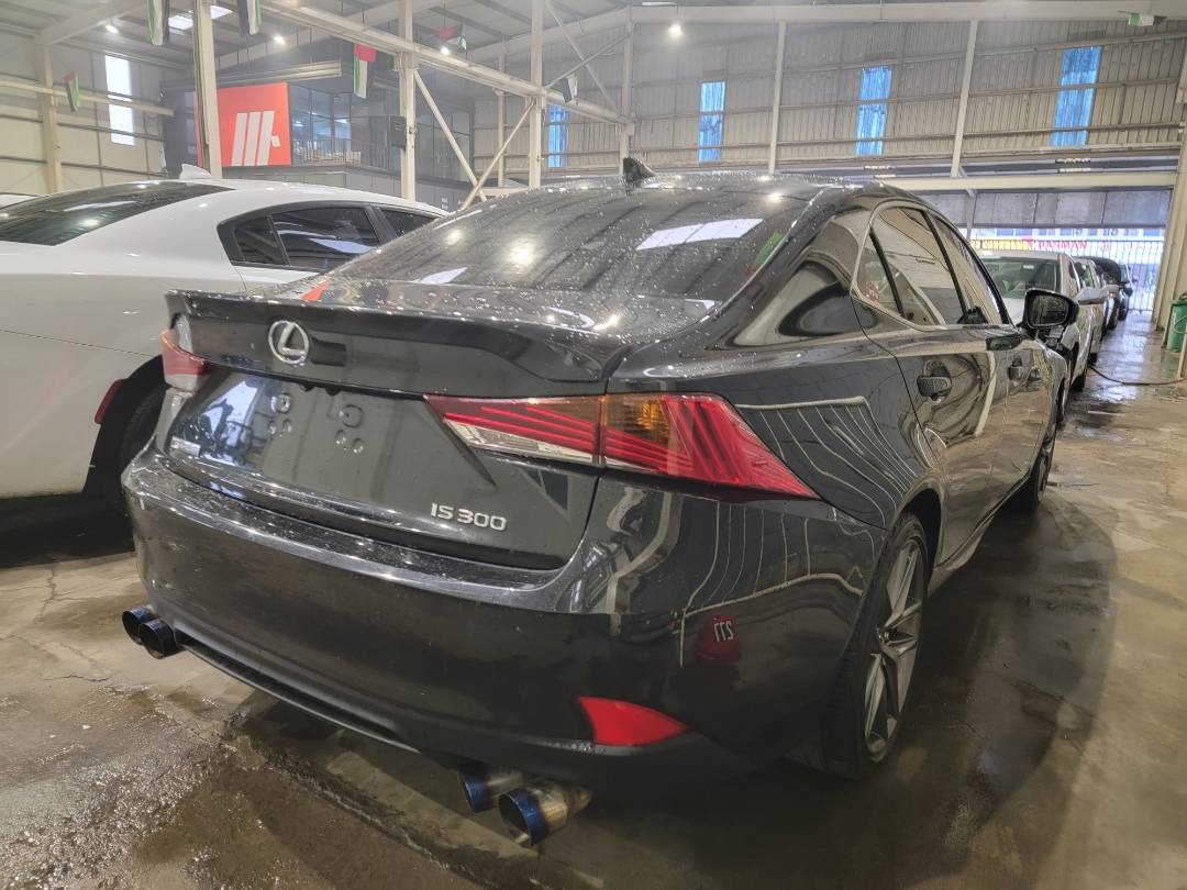 2017 LEXUS IS 300 — 66046 KM — Lot H5024848 — Main - Marhaba Auctions Used Cars - Image 4