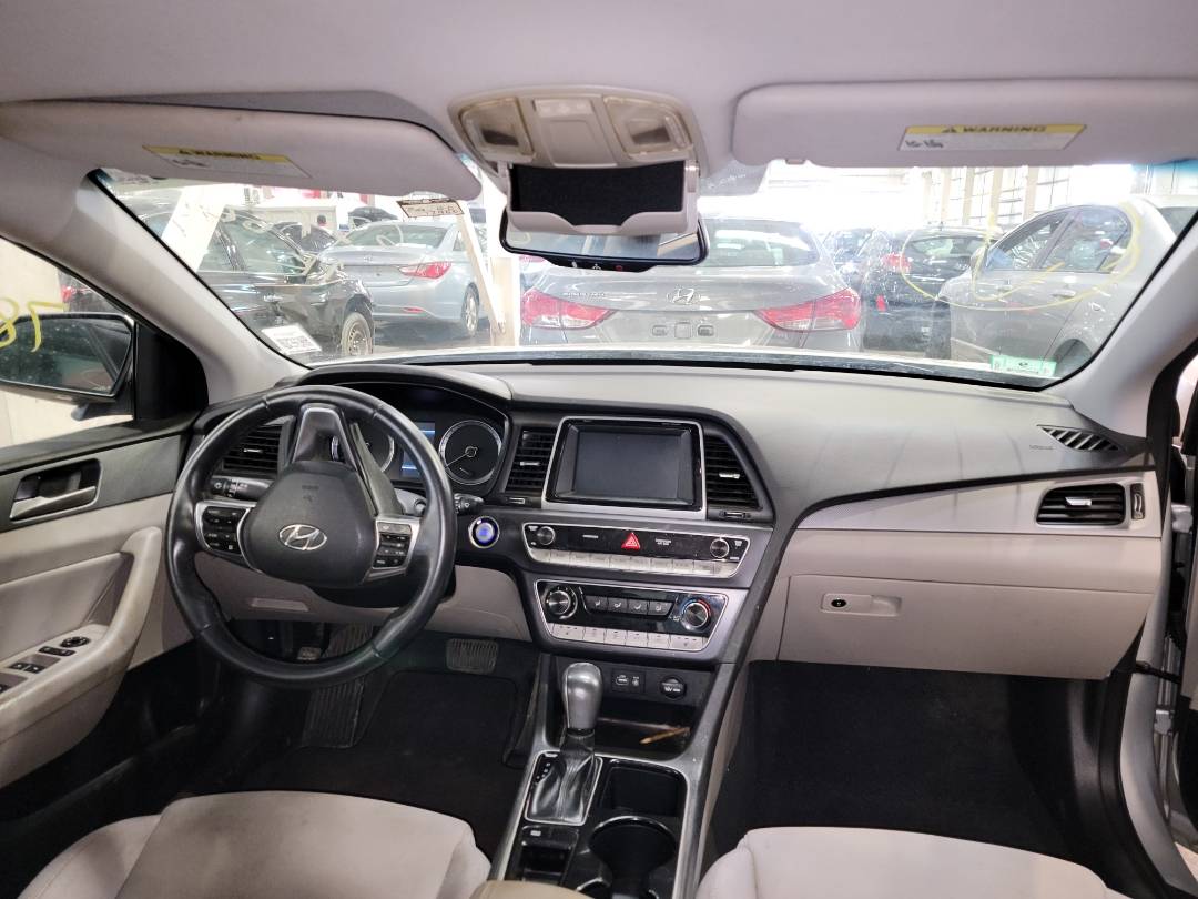 2018 HYUNDAI SONATA — 77950 Miles — Lot 78725683 - Marhaba Auctions Used Cars - Image 6