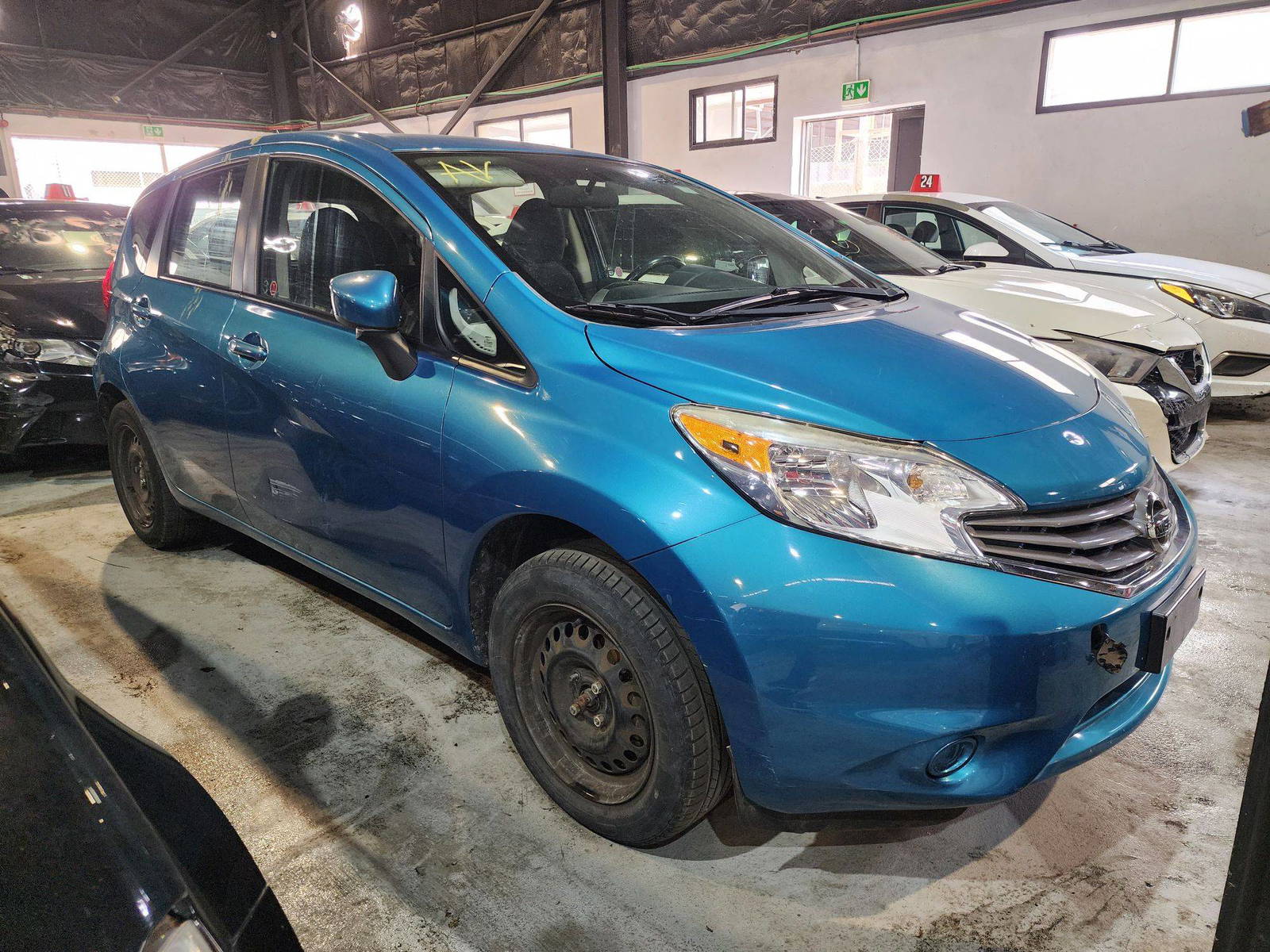 2015 NISSAN VERSA NOTE — 152965 KM — Lot L390924 — Al Quoz - Marhaba Auctions Used Cars - Image 4