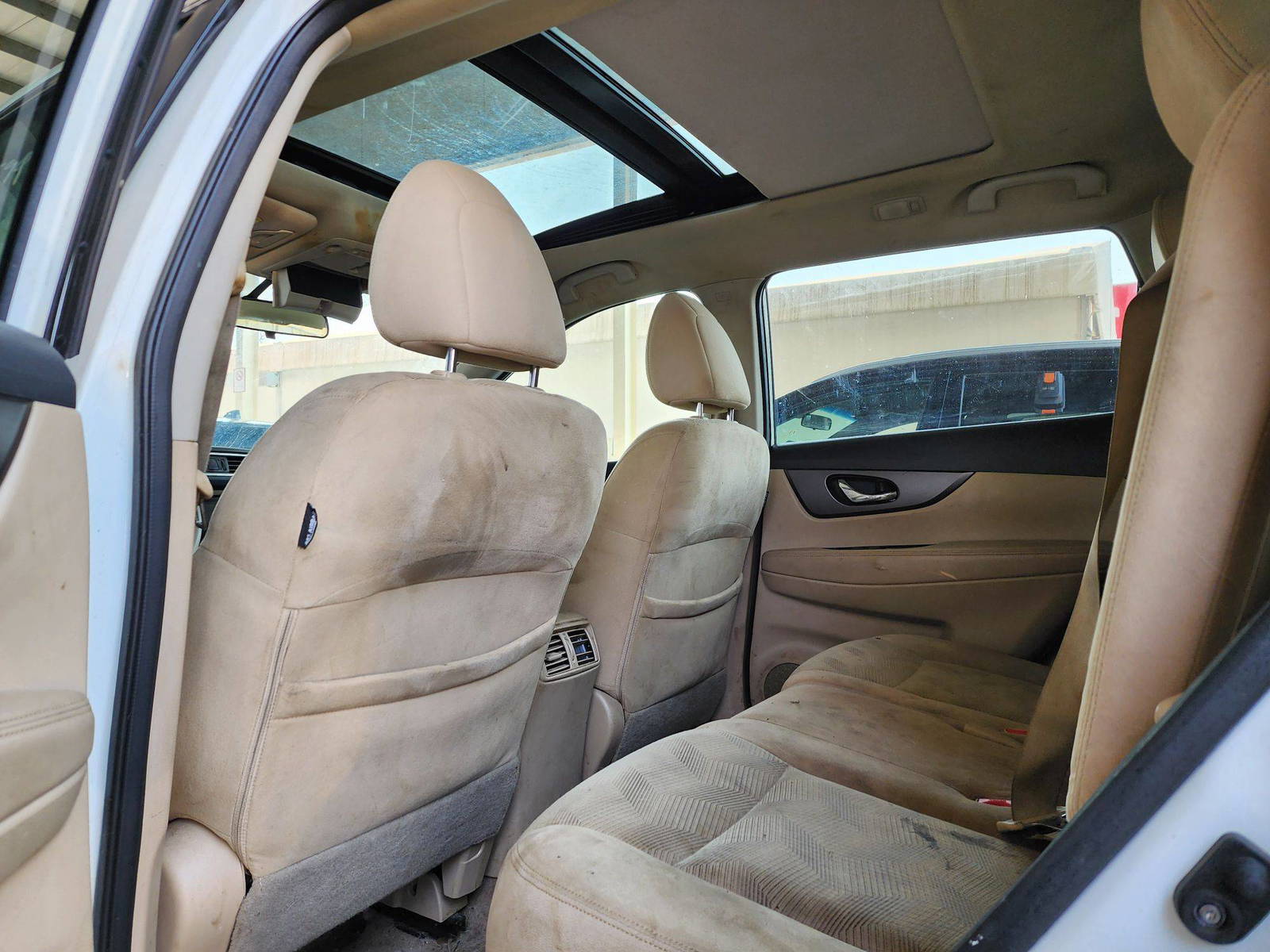 2014 NISSAN ROGUE — 237345 Miles — Lot 54793594 — Souq - Marhaba Auctions Used Cars - Image 6