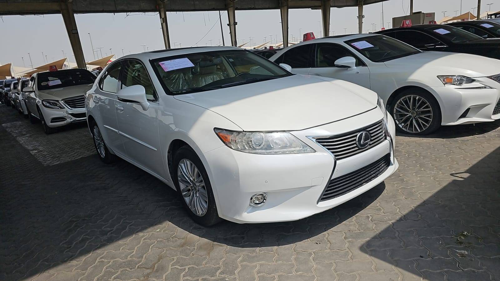2013 LEXUS ES 350 — 124636 Miles — Lot 97012255 — Souq - Marhaba Auctions Used Cars - Image 7