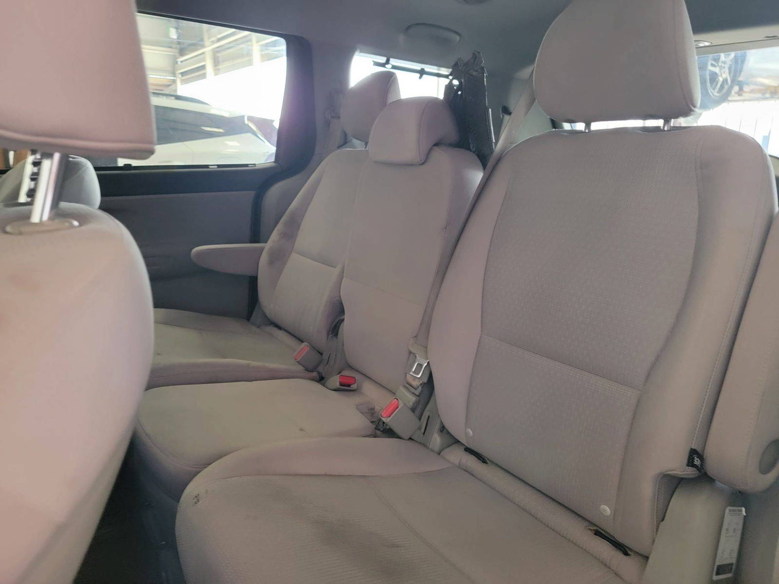 KIA SEDONA 2016 - Marhaba Auction Used Cars - Image 7