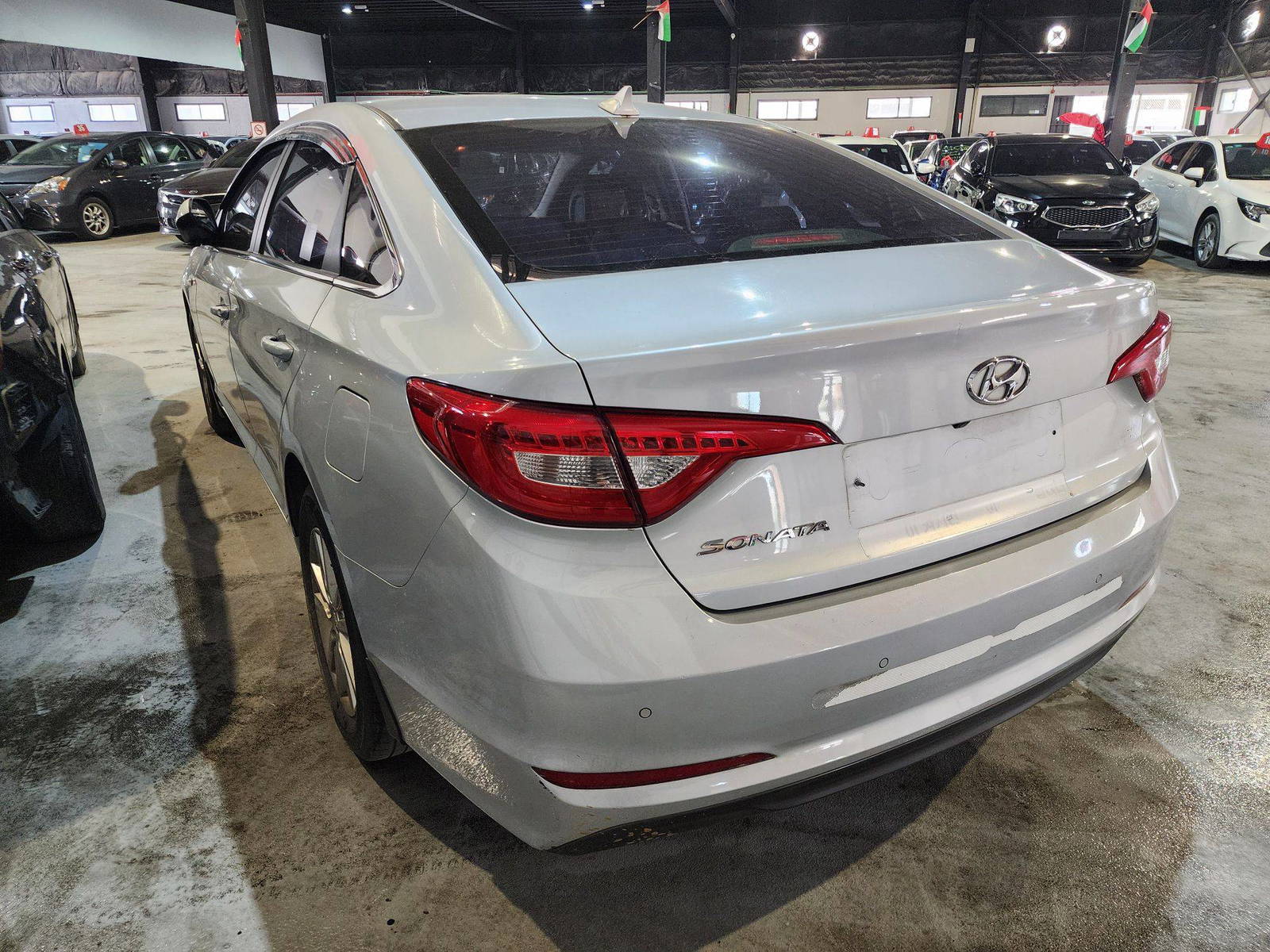 2017 HYUNDAI SONATA — 60151 KM — Lot 342976 — Al Quoz - Marhaba Auctions Used Cars - Image 6