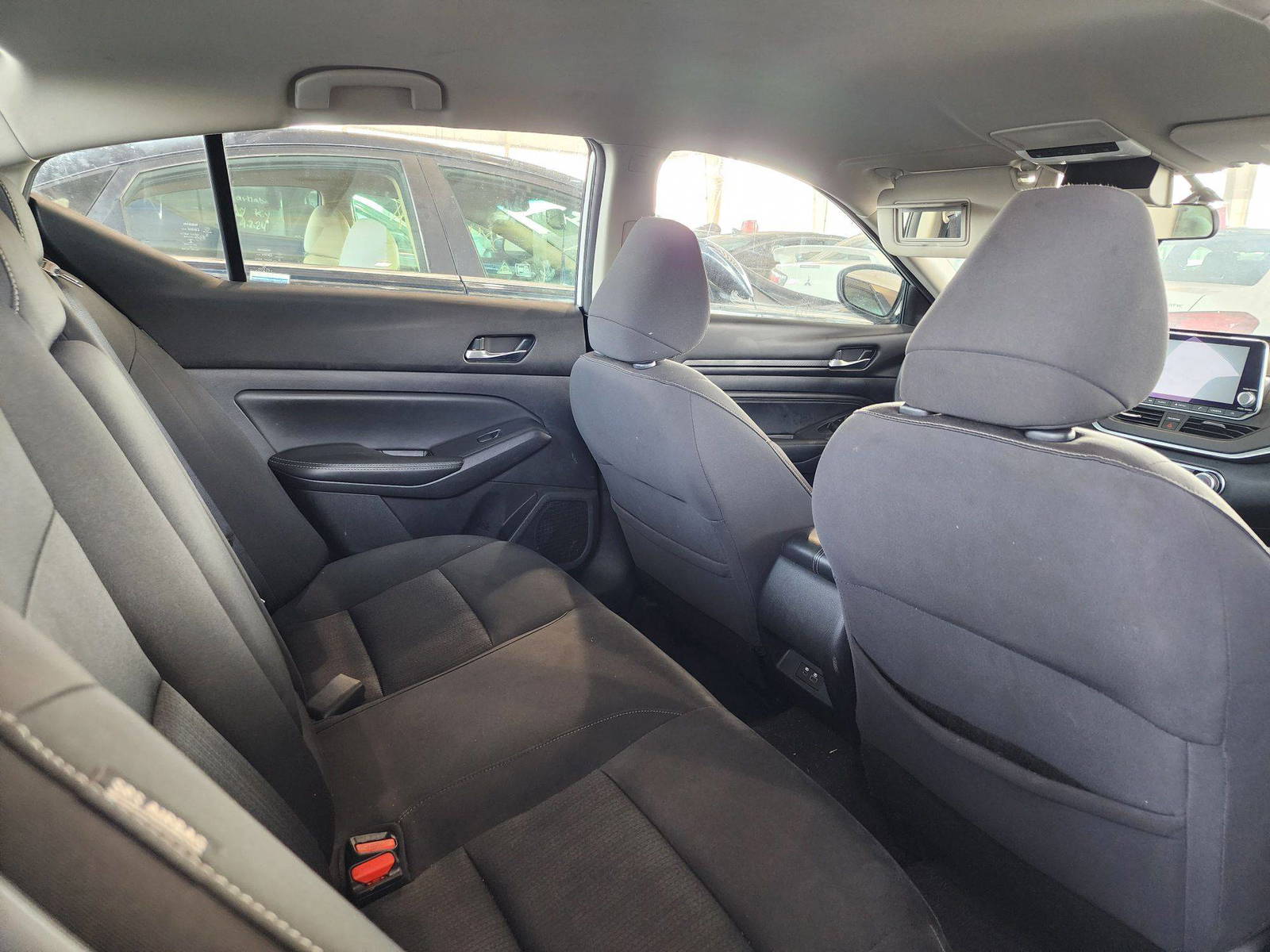 2020 NISSAN ALTIMA — 57606 Miles — Lot 42784014 — Souq - Marhaba Auctions Used Cars - Image 4
