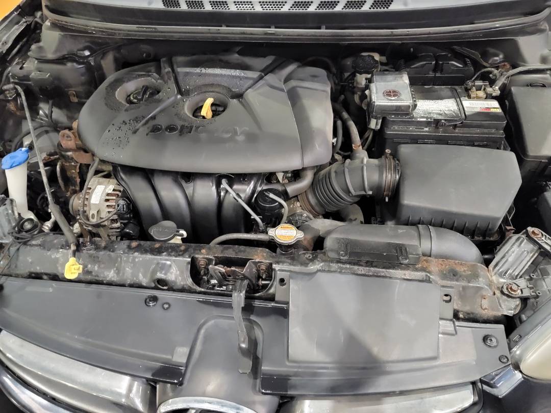 2011 HYUNDAI ELANTRA — 214394 Miles — Lot 58073685 — Souq - Marhaba Auctions Used Cars - Image 11