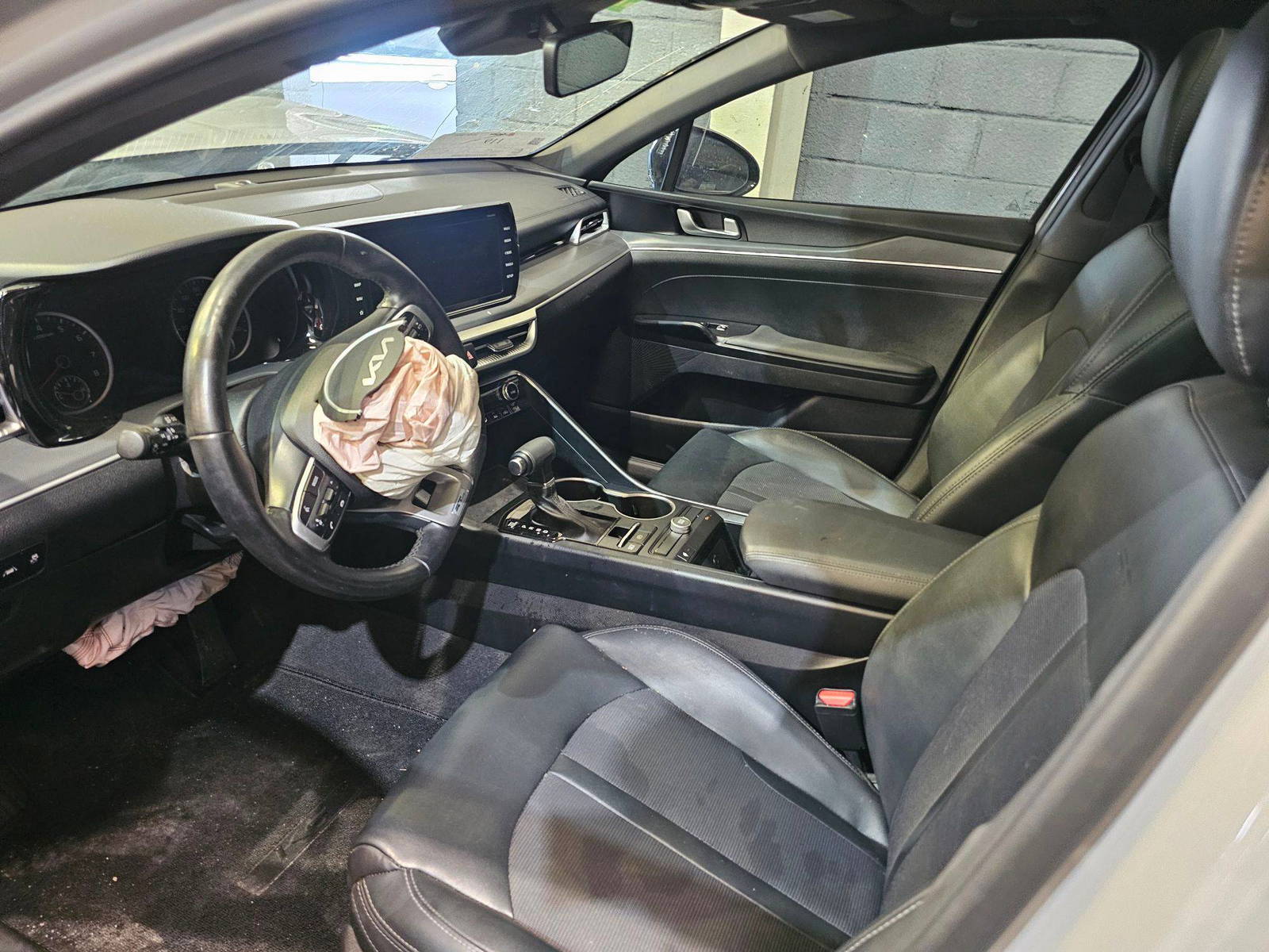 KIA K5 2023 - Marhaba Auction Used Cars - Image 7