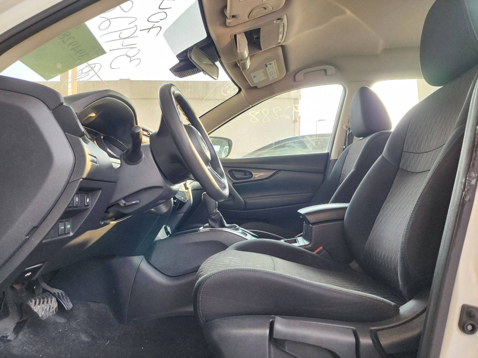 2019 NISSAN ROGUE — 127831 Miles — Lot 39492888 — Souq - Marhaba Auctions Used Cars - Image 8