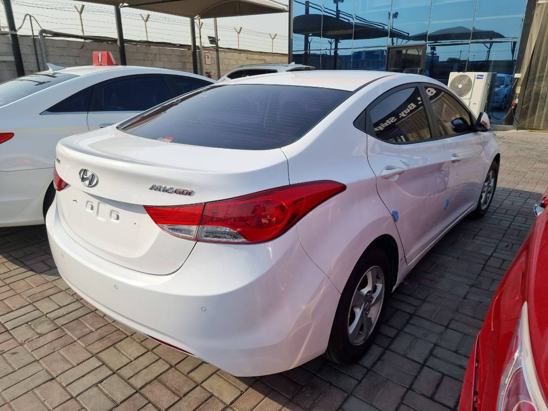 2012 HYUNDAI AVANTE — 150626 KM — Lot 597713 — Ind. 12 - Marhaba Auctions Used Cars - Image 4