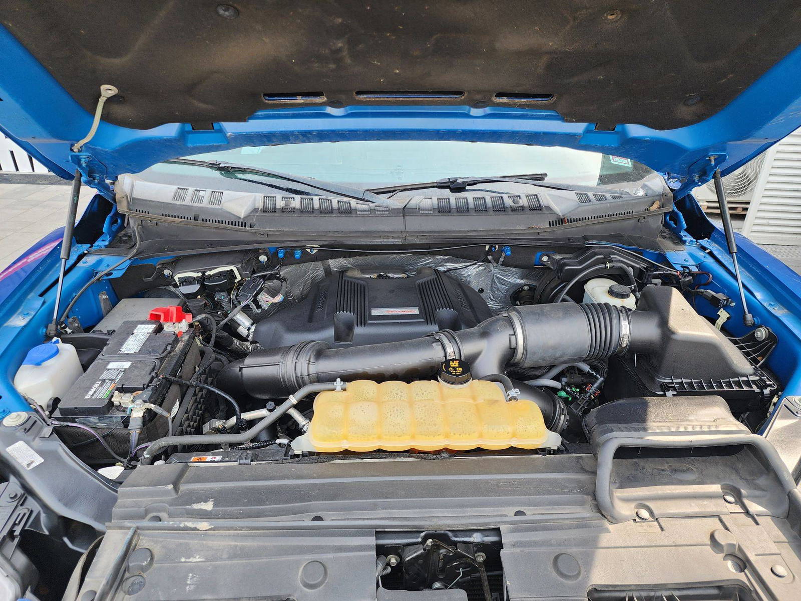2017 FORD F150 - Raptor — 123472 Miles — Lot 67124775 — Main - Marhaba Auctions Used Cars - Image 13