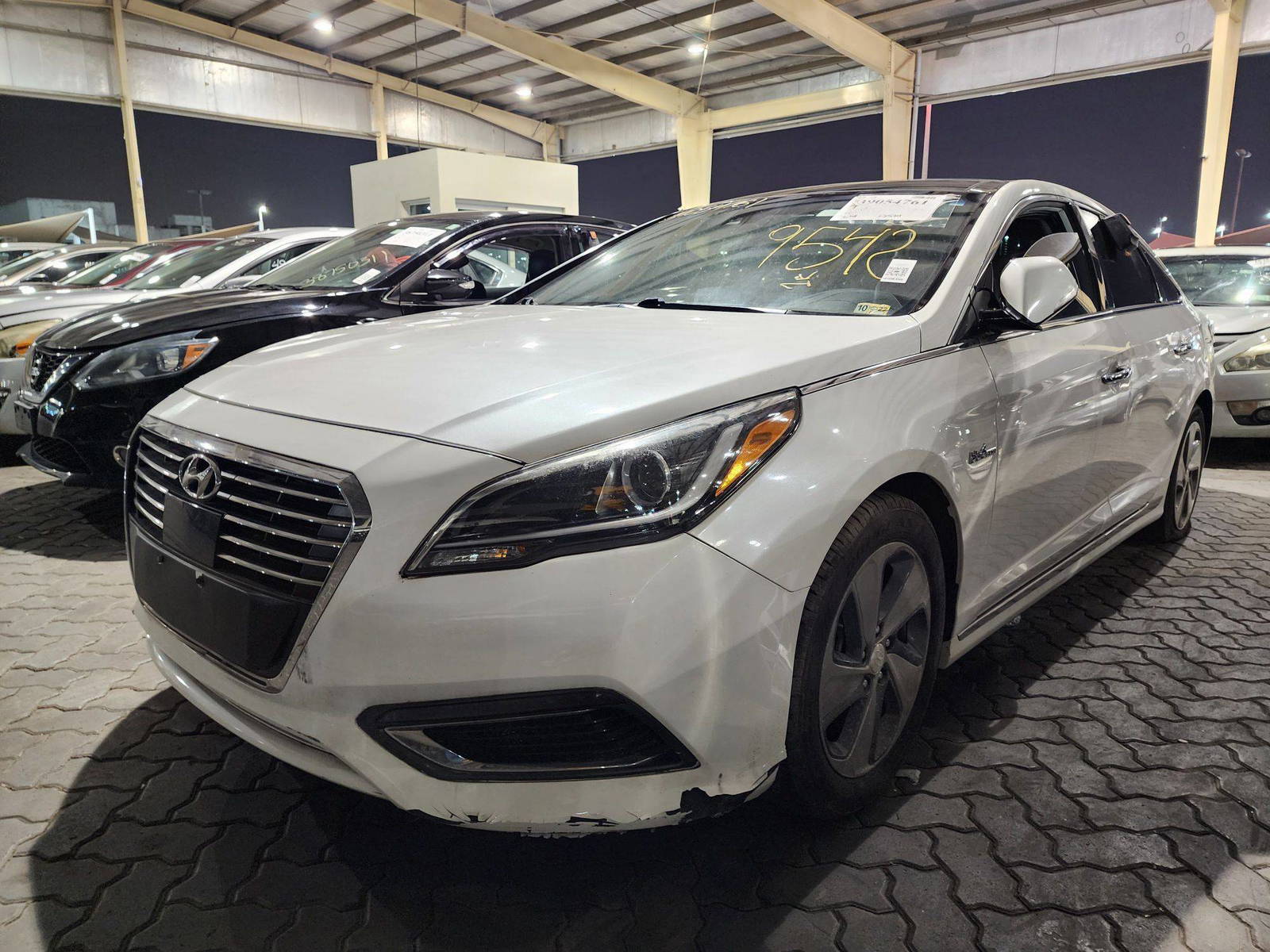 2017 HYUNDAI SONATA — 140958 Miles — Lot 39054761 — Souq - Marhaba Auctions Used Cars - Image 9