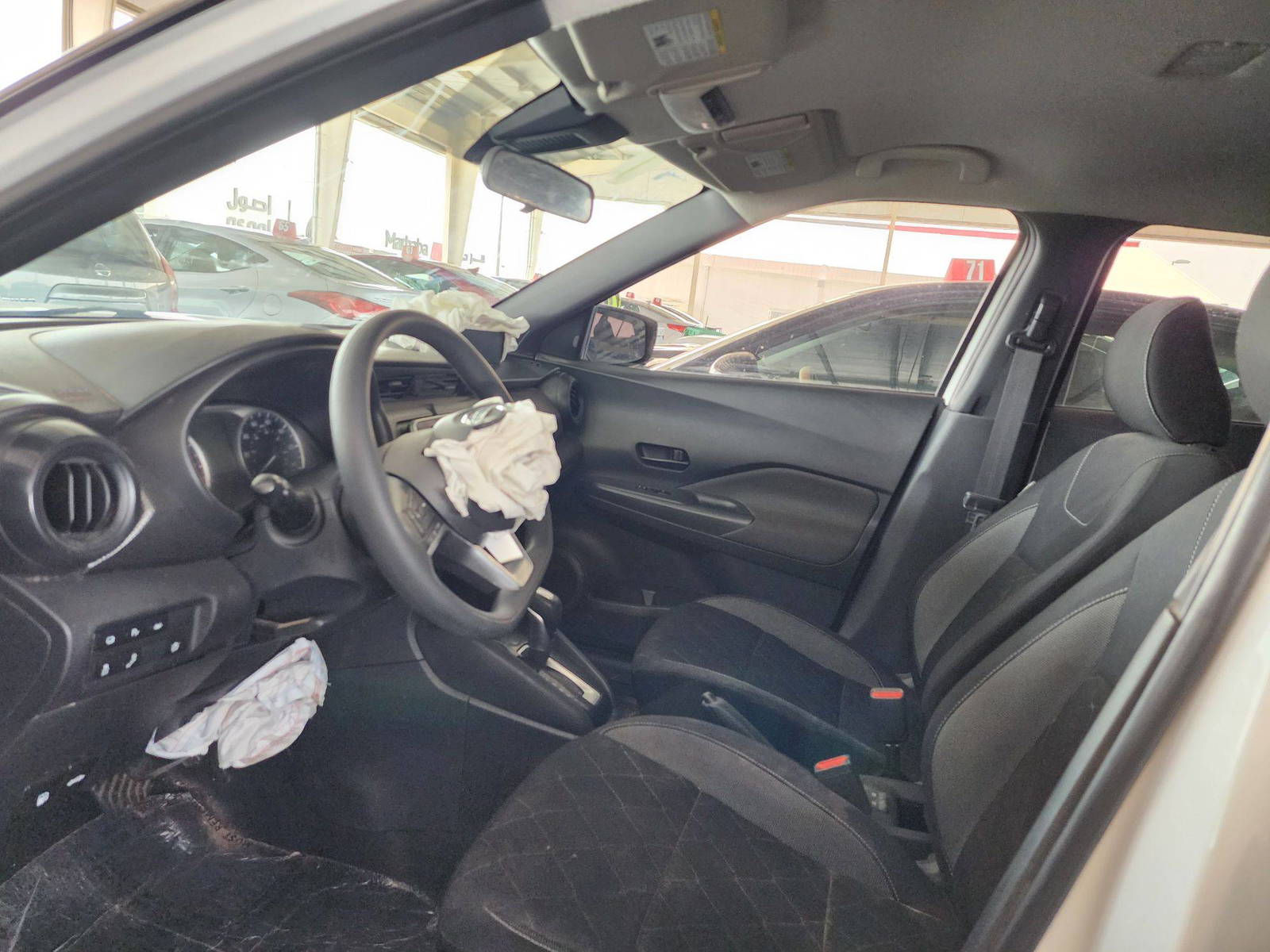 2020 NISSAN KICKS — 126079 Miles — Lot 21243 — Souq - Marhaba Auctions Used Cars - Image 8