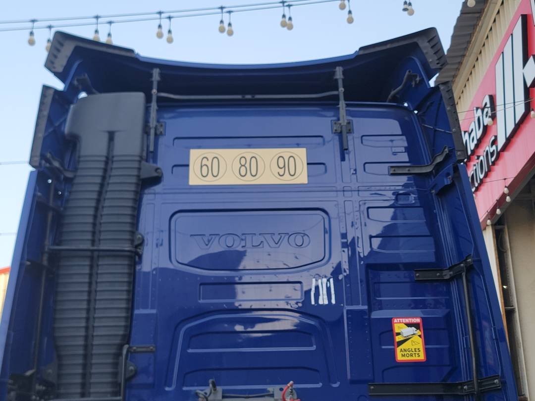 2018 VOLVO FH-Series — 1035372 KM — Lot 872726 - Marhaba Auctions Used Cars - Image 15