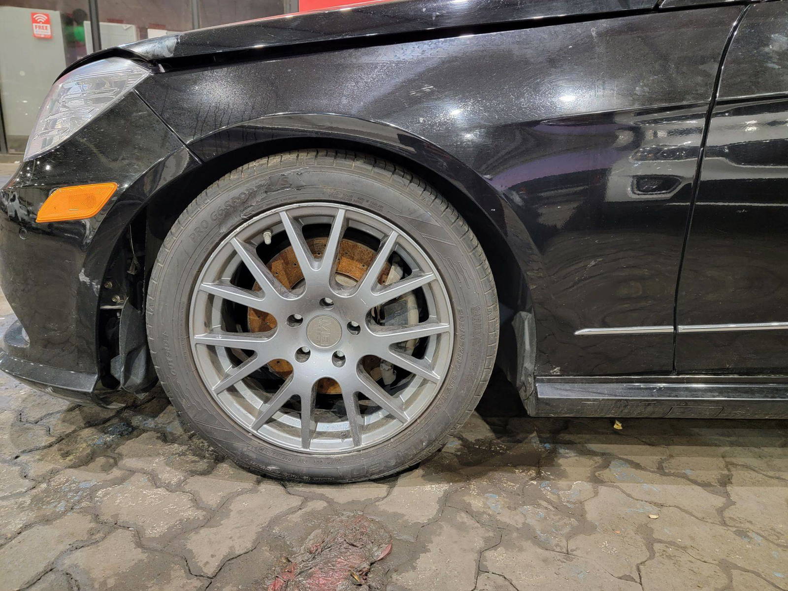 MERCEDES BENZ E 350 2011 - Marhaba Auction Used Cars - Image 11