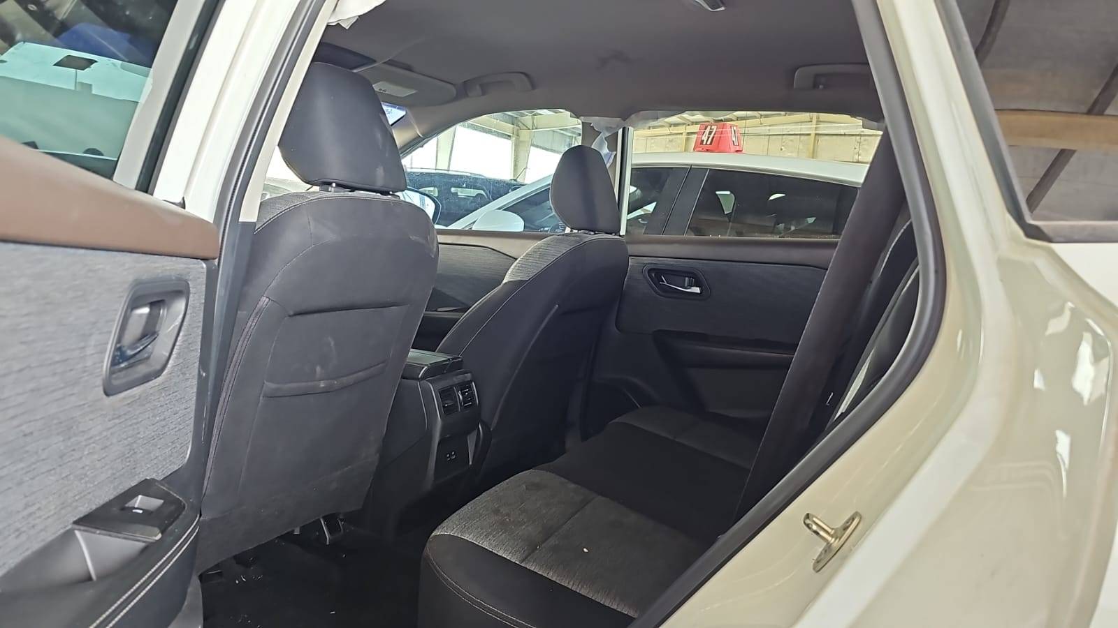 2021 NISSAN ROGUE — sold — 93149 Miles — Lot W015820 — Souq - Marhaba Auctions Used Cars - Image 7
