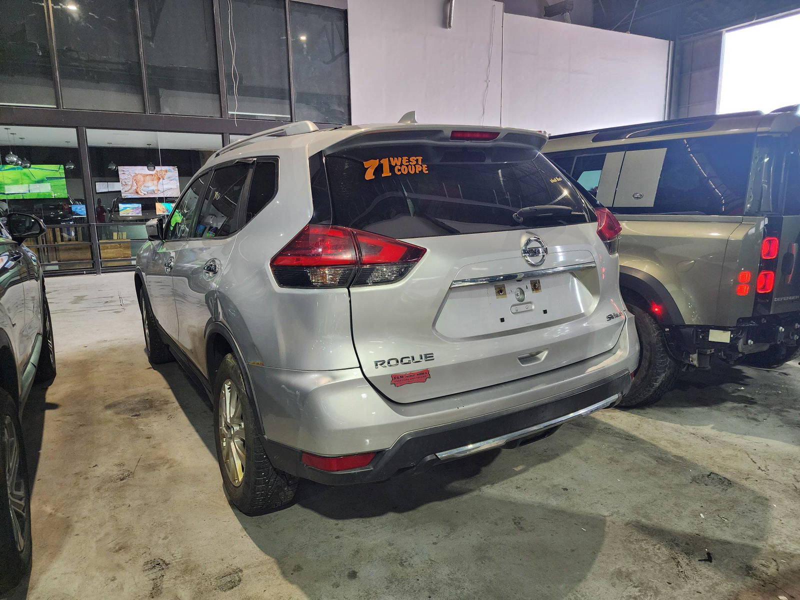 2017 NISSAN ROGUE — 217305 Miles — Lot 1867502 — Al Quoz - Marhaba Auctions Used Cars - Image 6