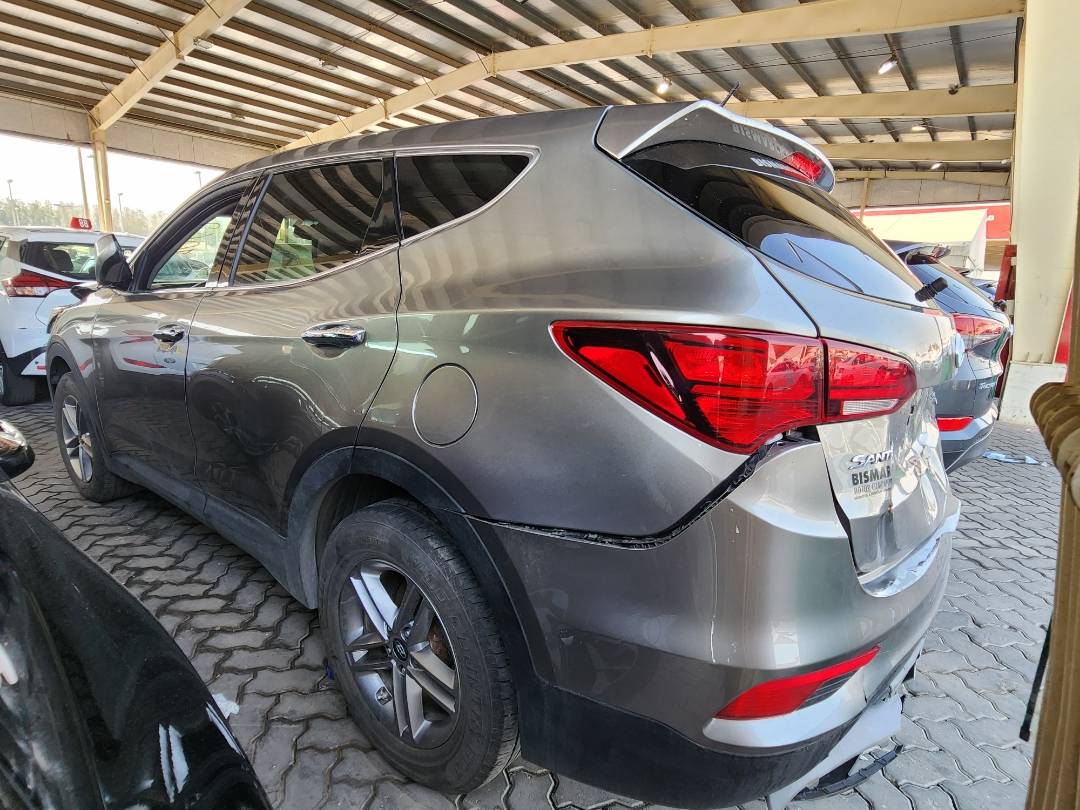 2018 HYUNDAI SANTA FE SPORT — 119080 Miles — Lot 80907393 — Souq - Marhaba Auctions Used Cars - Image 5