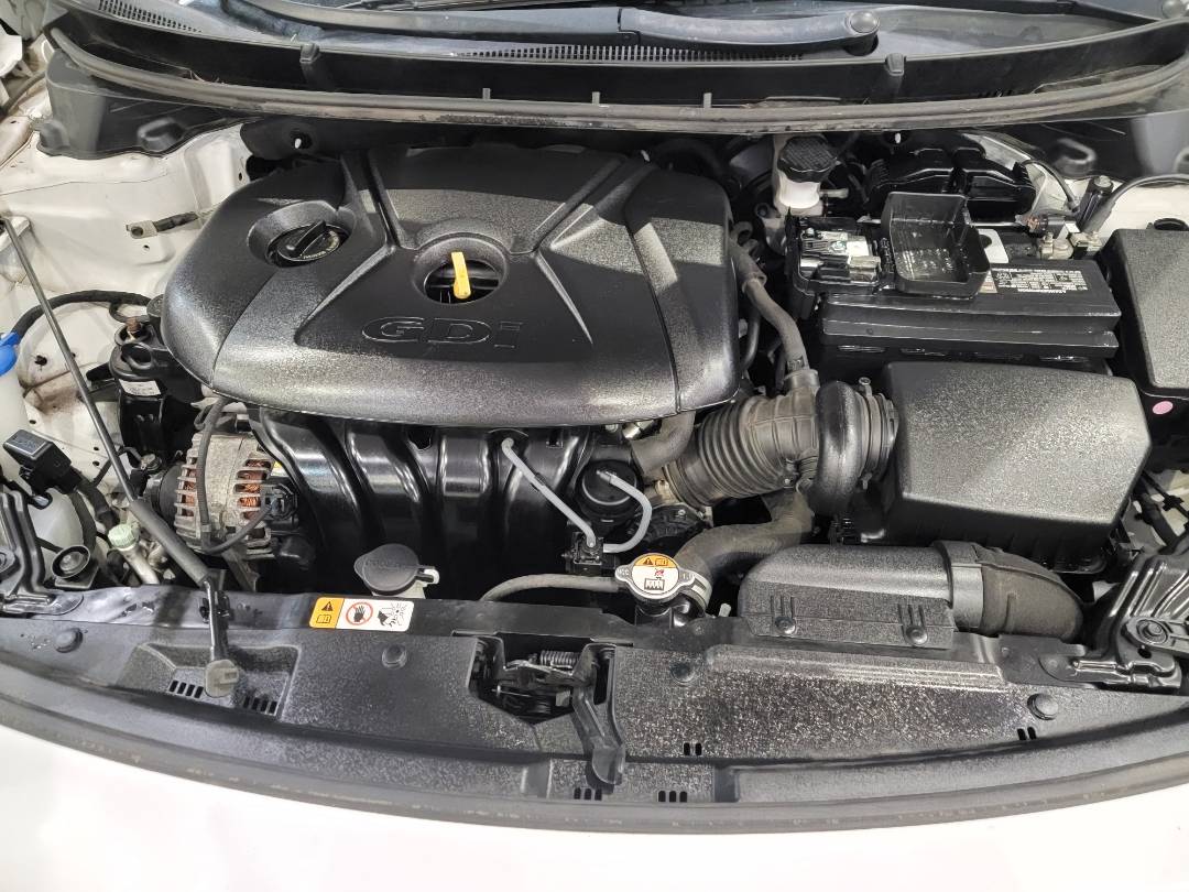 2016 HYUNDAI ELANTRA GT — 90429 Miles — Lot 40773781 — Main - Marhaba Auctions Used Cars - Image 10
