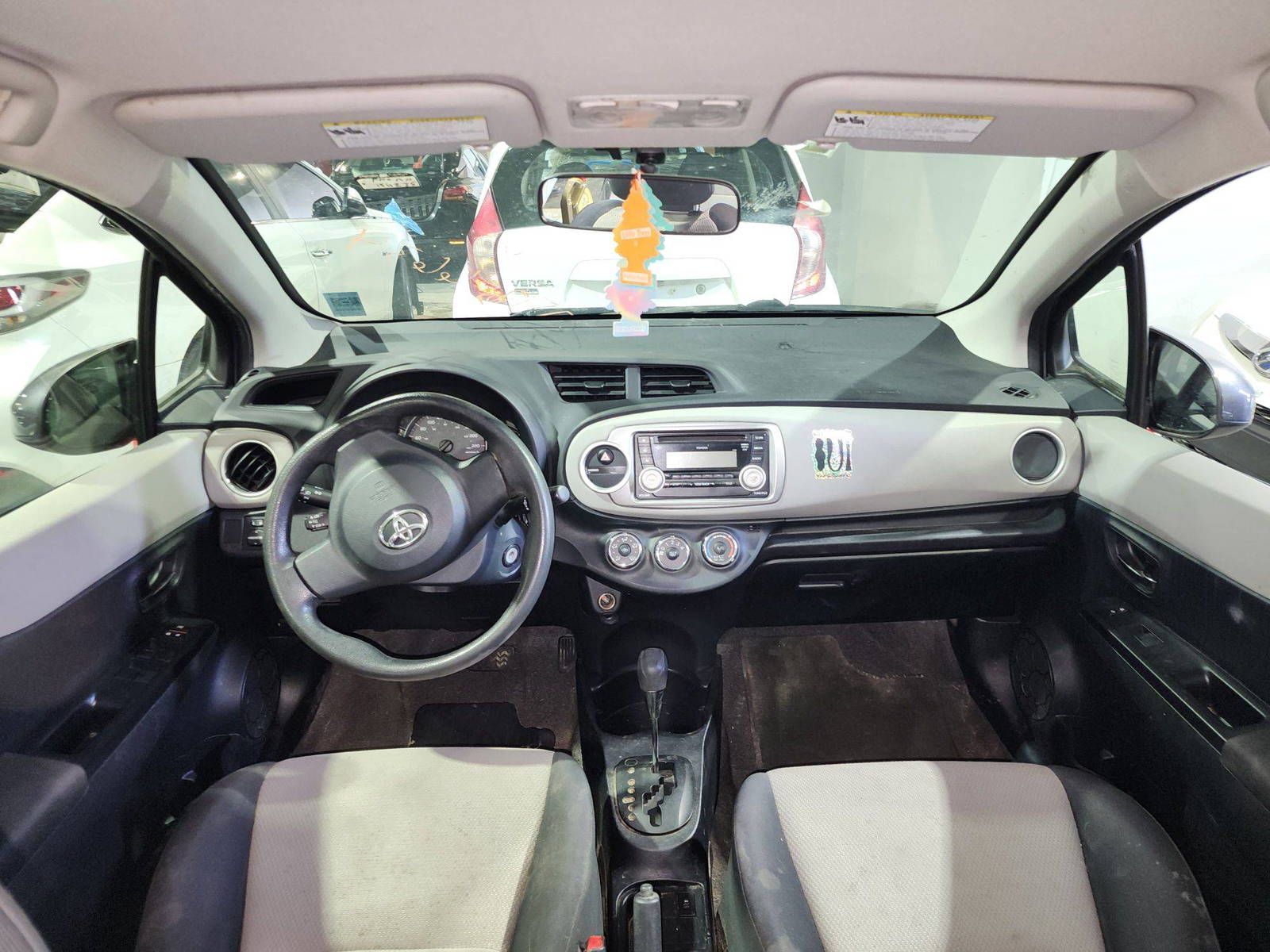 2013 TOYOTA YARIS — 154234 KM — Lot DD561398 — Al Quoz - Marhaba Auctions Used Cars - Image 8
