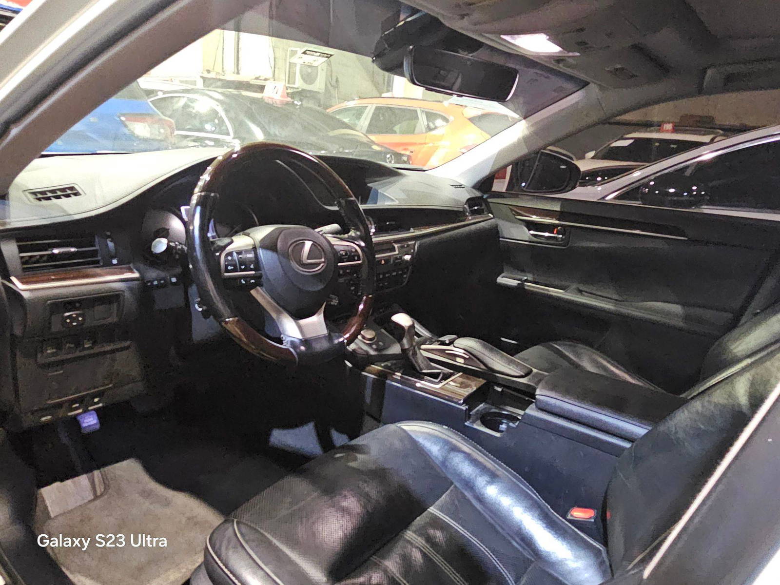 LEXUS ES 300H 2017 - Marhaba Auction Used Cars - Image 8