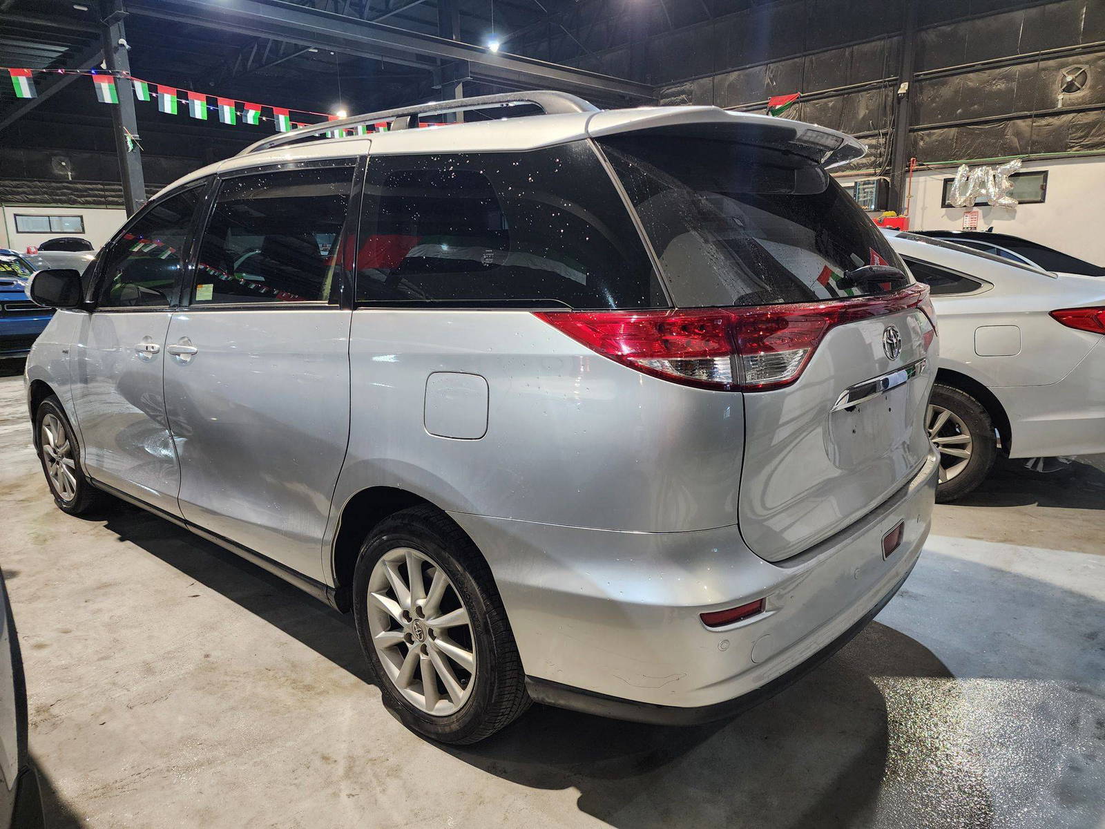 2018 TOYOTA PREVIA — 139429 KM — Lot 7153990 — Al Quoz - Marhaba Auctions Used Cars - Image 6