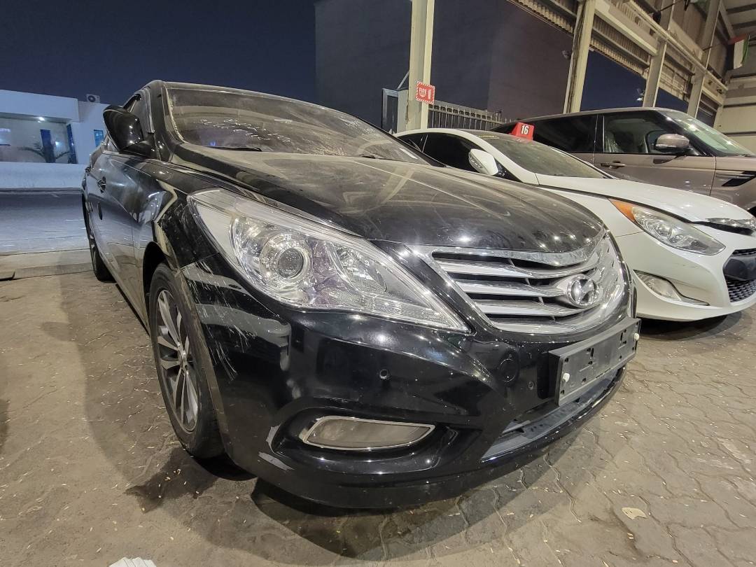 2011 HYUNDAI GRANDEUR — 251868 KM — Lot BBA084987 — Main - Marhaba Auctions Used Cars - Image 4