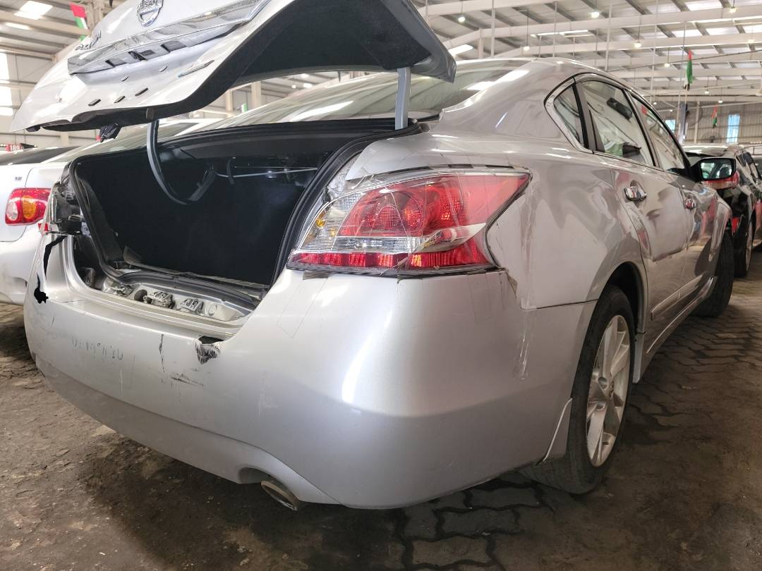 2014 NISSAN ALTIMA — 134396 Miles — Lot 180102 - Marhaba Auctions Used Cars - Image 4