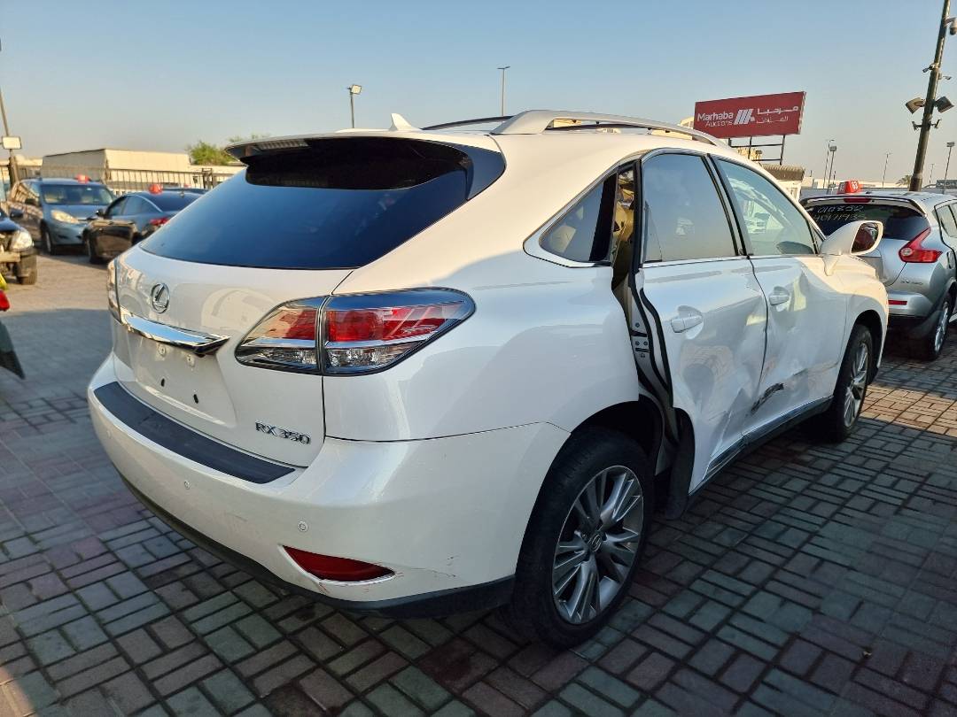 2013 LEXUS RX 350 — 134306 Miles — Lot 1325487 — Ind. 12 - Marhaba Auctions Used Cars - Image 4