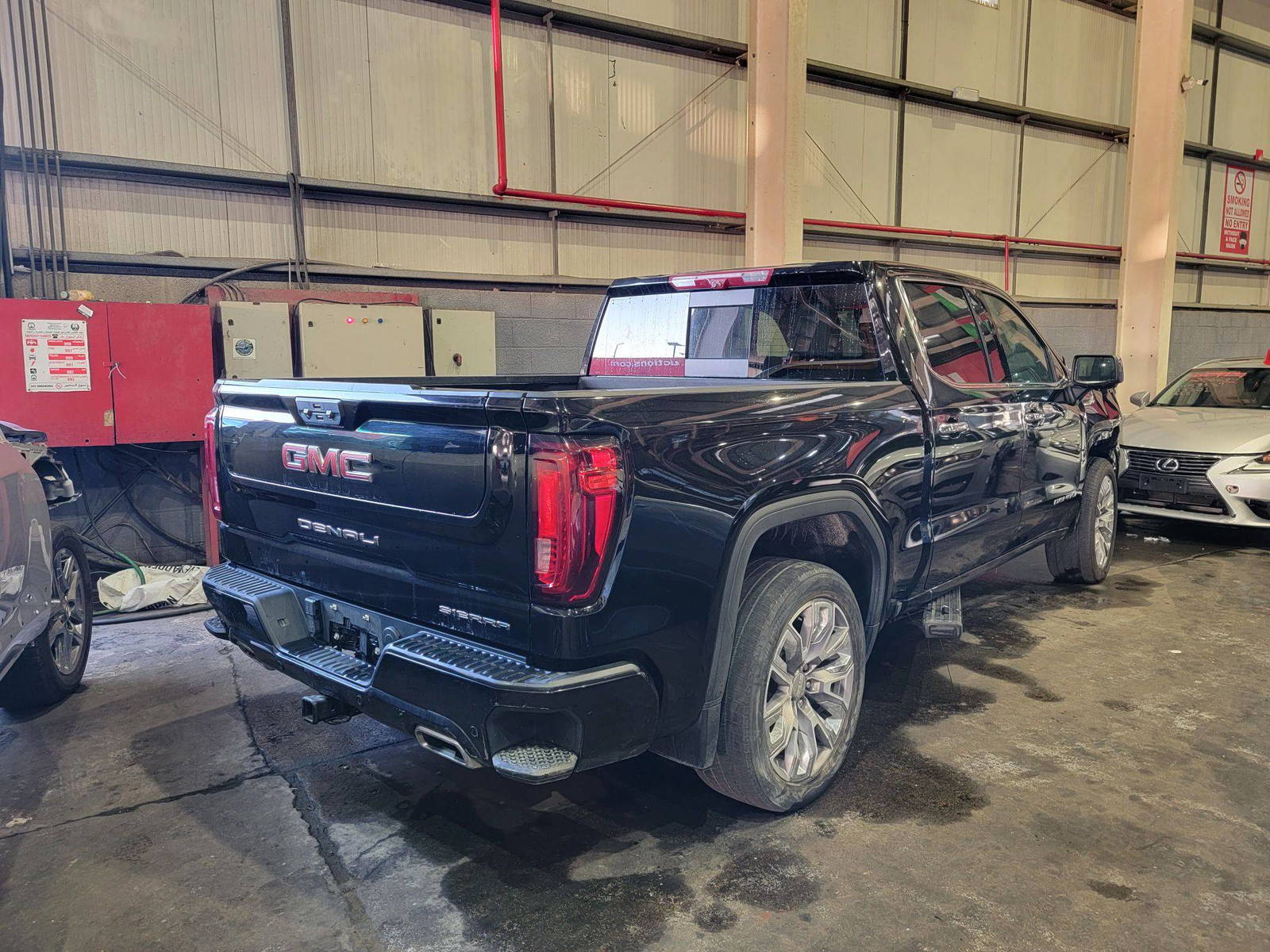 GMC SIERRA, K1500 DENALI 2023 - Marhaba Auction Used Cars - Image 6