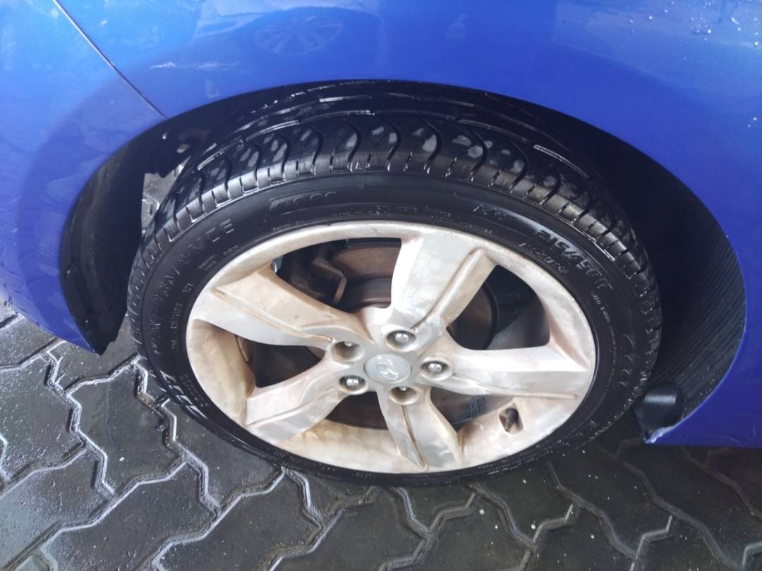 2012 HYUNDAI VELOSTER — 158048 Miles — Lot 37764430 - Marhaba Auctions Used Cars - Image 7