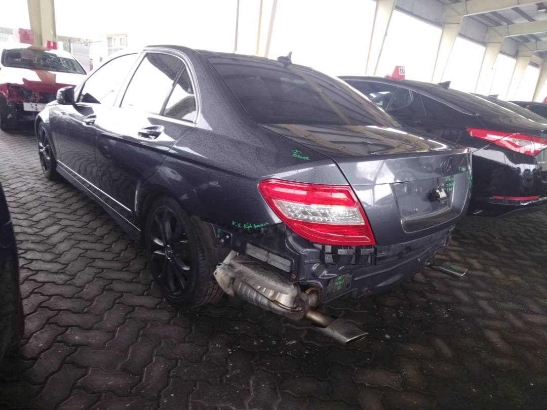 2011 MERCEDES BENZ C300 — 127653 Miles — Lot 38158061 - Marhaba Auctions Used Cars - Image 3