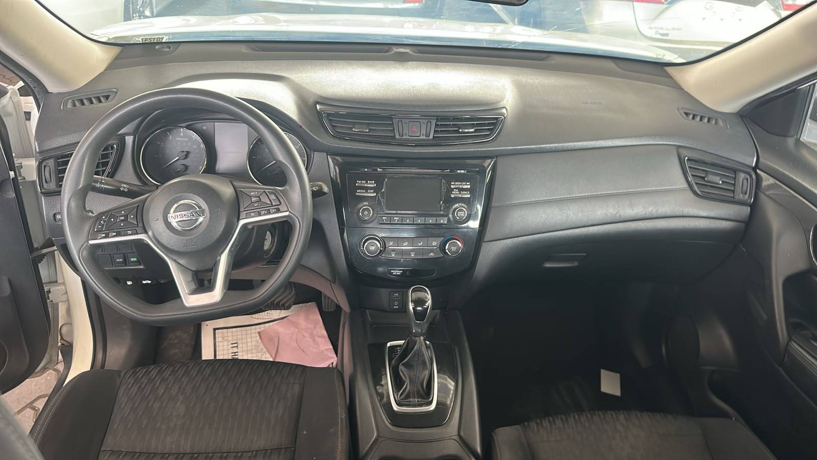 2017 NISSAN ROGUE — sold — 181313 Miles — Lot HP519305 — Souq - Marhaba Auctions Used Cars - Image 7