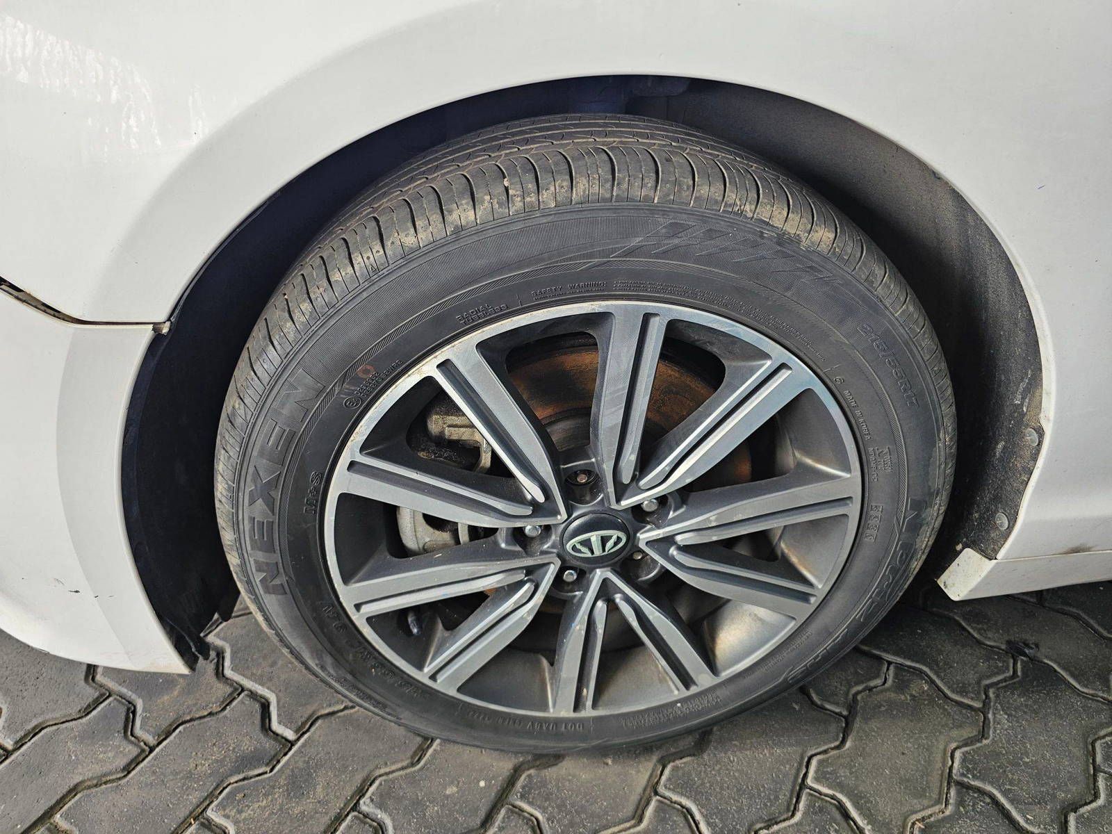 2015 HYUNDAI SONATA — 220893 KM — Lot 046590 — Main - Marhaba Auctions Used Cars - Image 10
