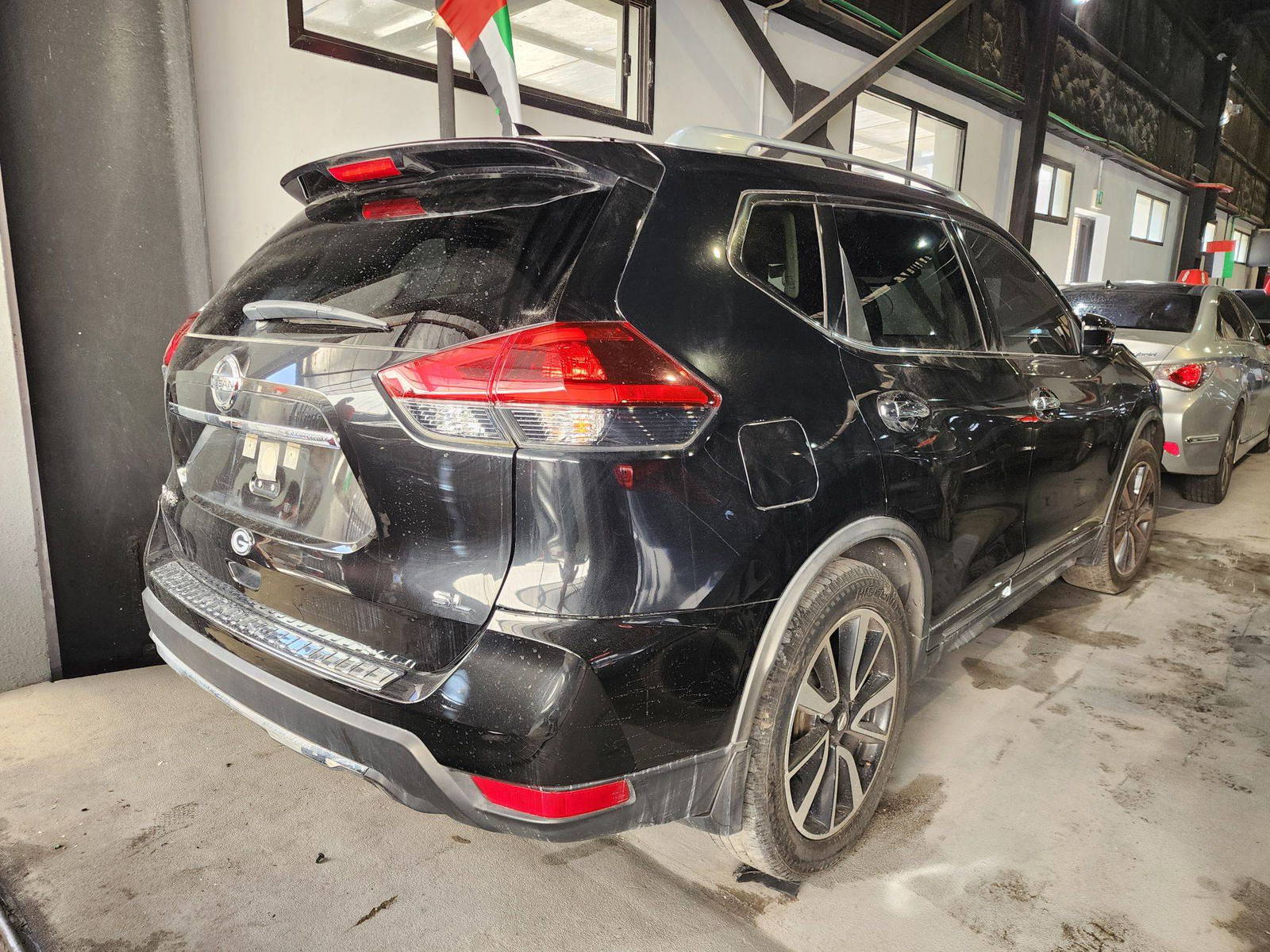 2018 NISSAN ROGUE — 162819 Miles — Lot 69918104 — Al Quoz - Marhaba Auctions Used Cars - Image 3
