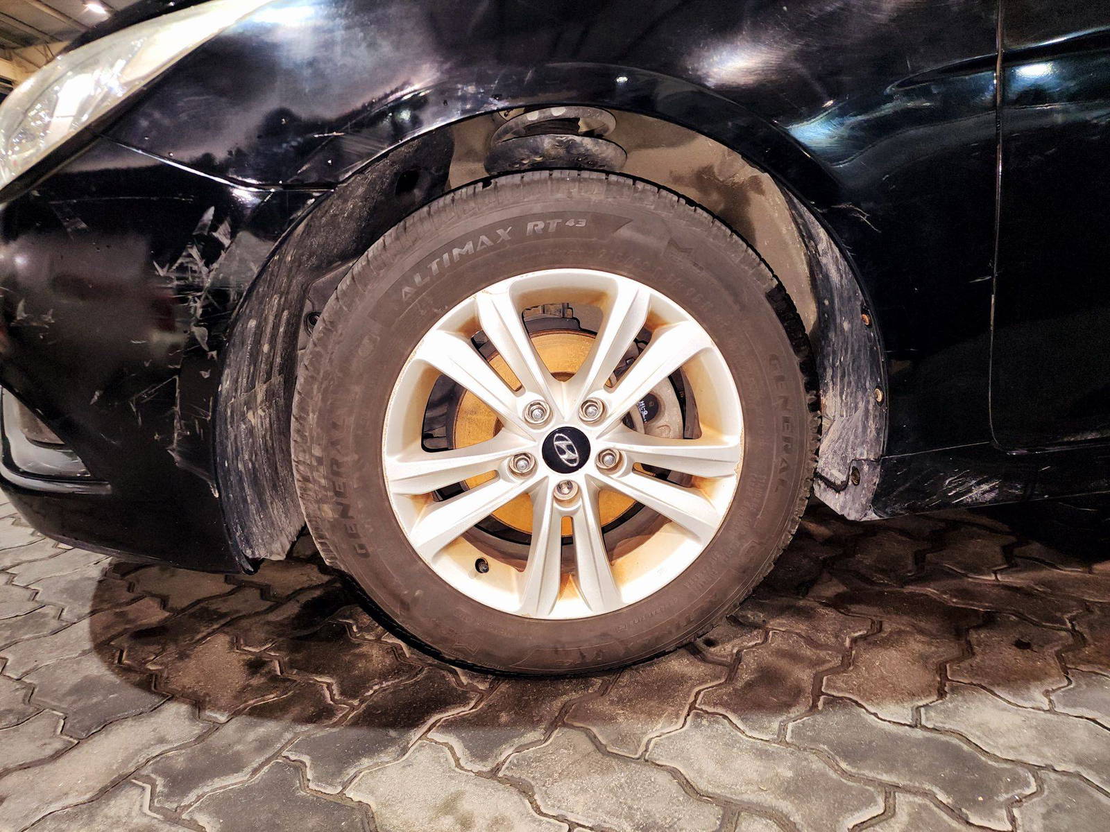 2010 HYUNDAI SONATA — 186154 KM — Lot 095094 — Souq - Marhaba Auctions Used Cars - Image 10
