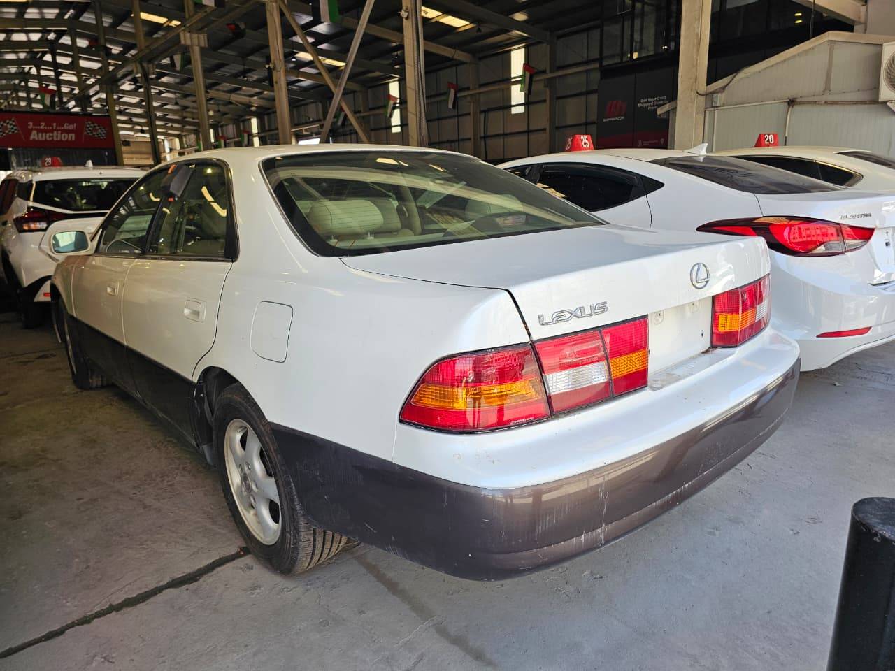 1997 LEXUS ES 300 — 209254 Miles — Lot 0V5003146 — Main - Marhaba Auctions Used Cars - Image 5