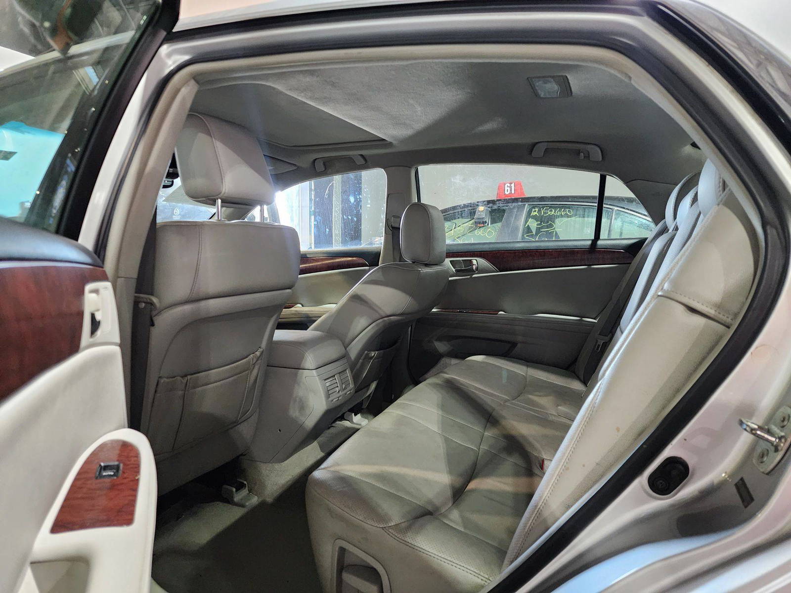 2011 TOYOTA AVALON — 226570 Miles — Lot 80853664 — Souq - Marhaba Auctions Used Cars - Image 3