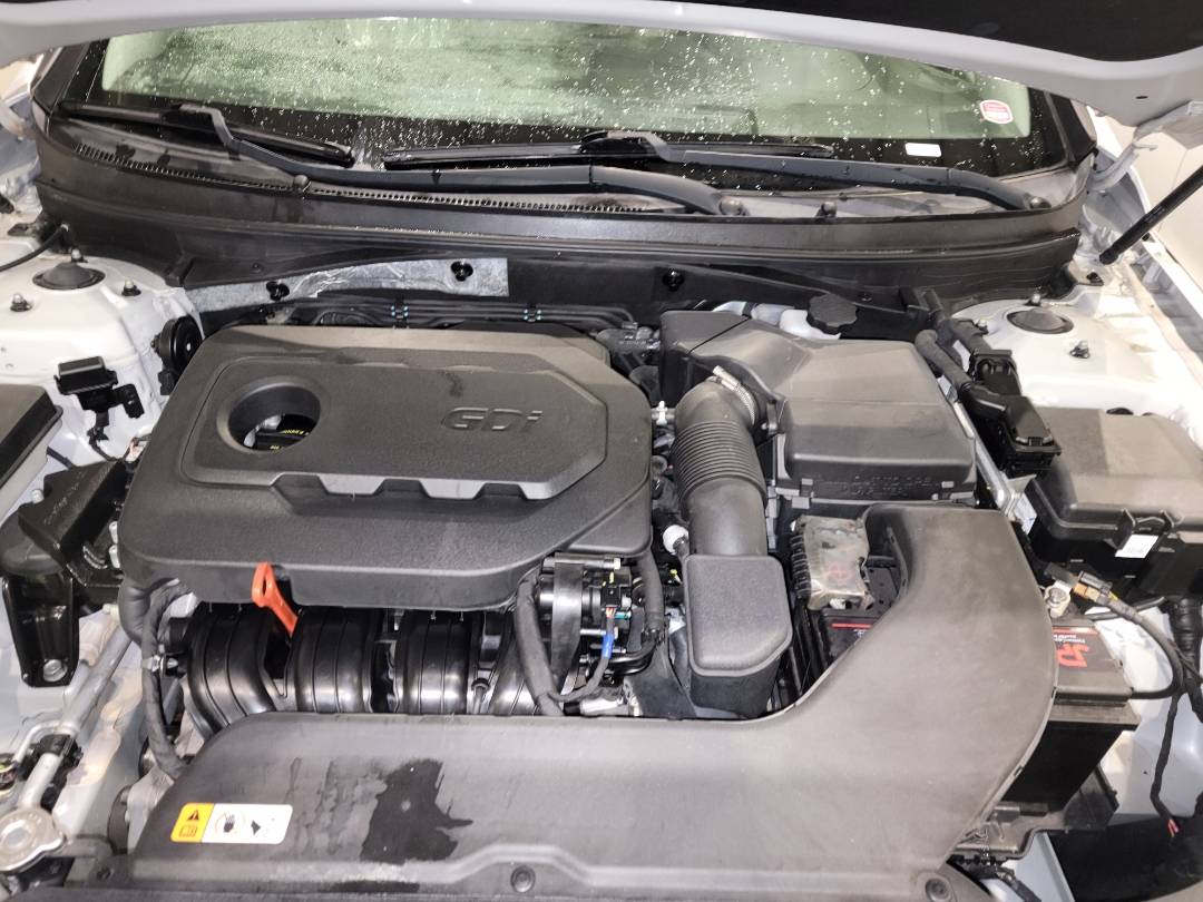 2016 HYUNDAI SONATA — 116354 Miles — Lot H370683 - Marhaba Auctions Used Cars - Image 9