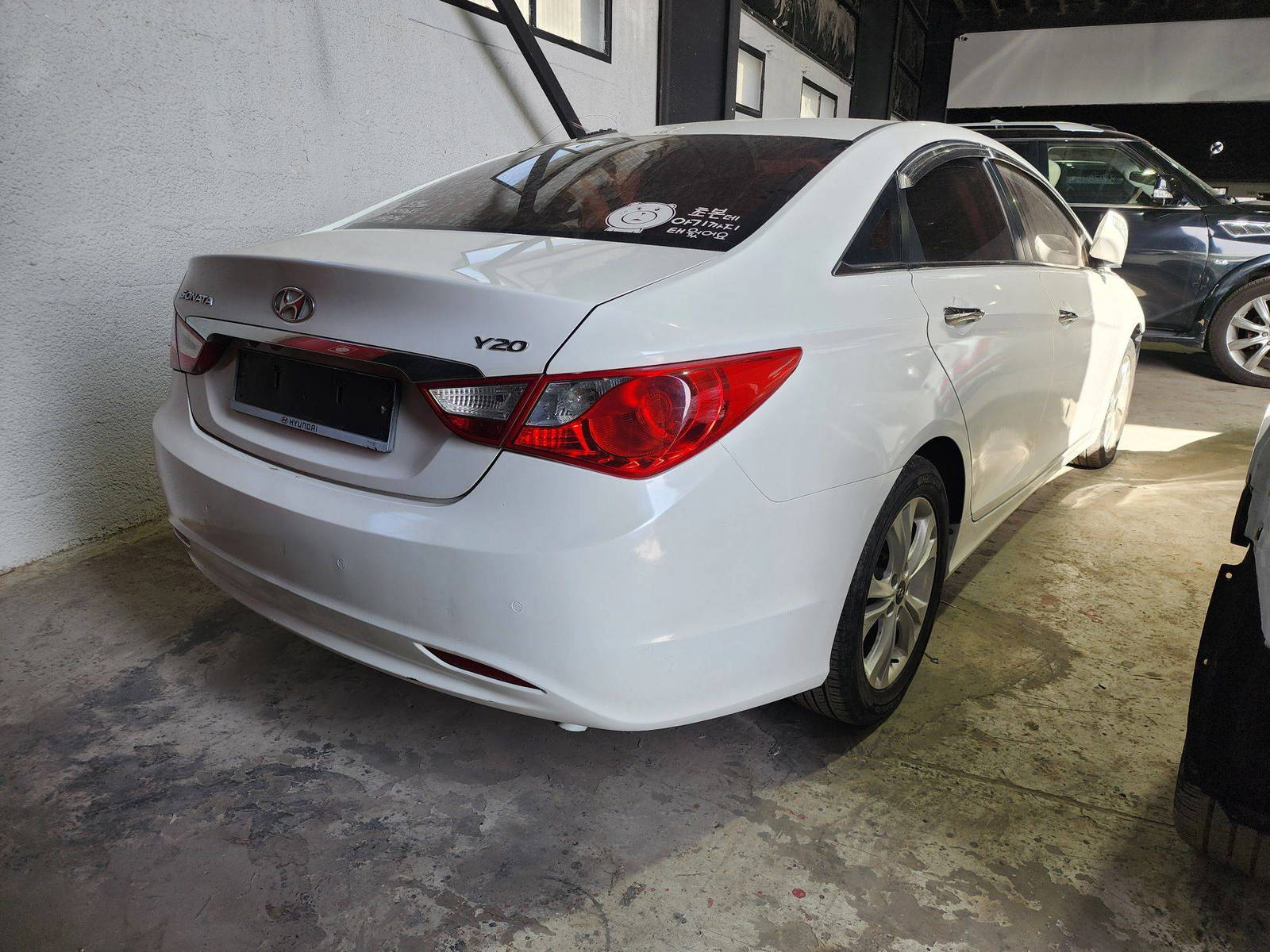 2011 HYUNDAI SONATA — 248422 KM — Lot 248546 — Main - Marhaba Auctions Used Cars - Image 4