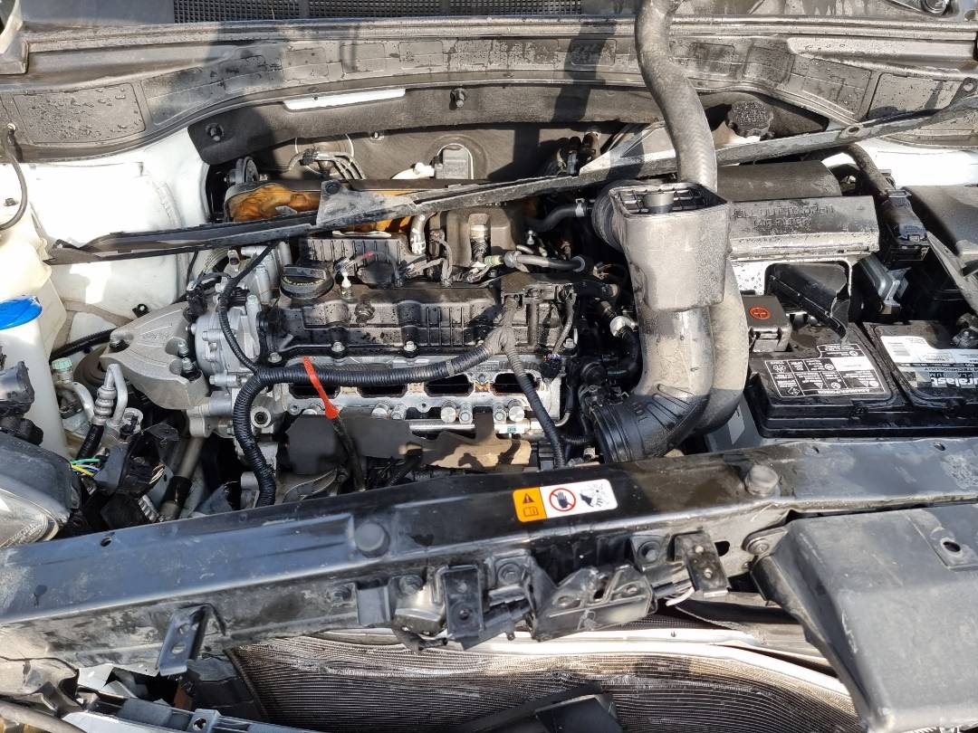 HYUNDAI SANTA FE SPORT 2018 - Marhaba Auction Used Cars - Image 10