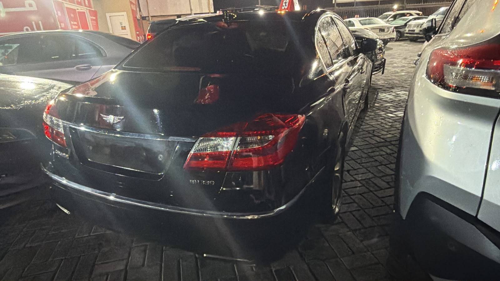 2012 GENESIS G330 — 180608 KM — Lot BDU220431 - Marhaba Auctions Used Cars - Image 4