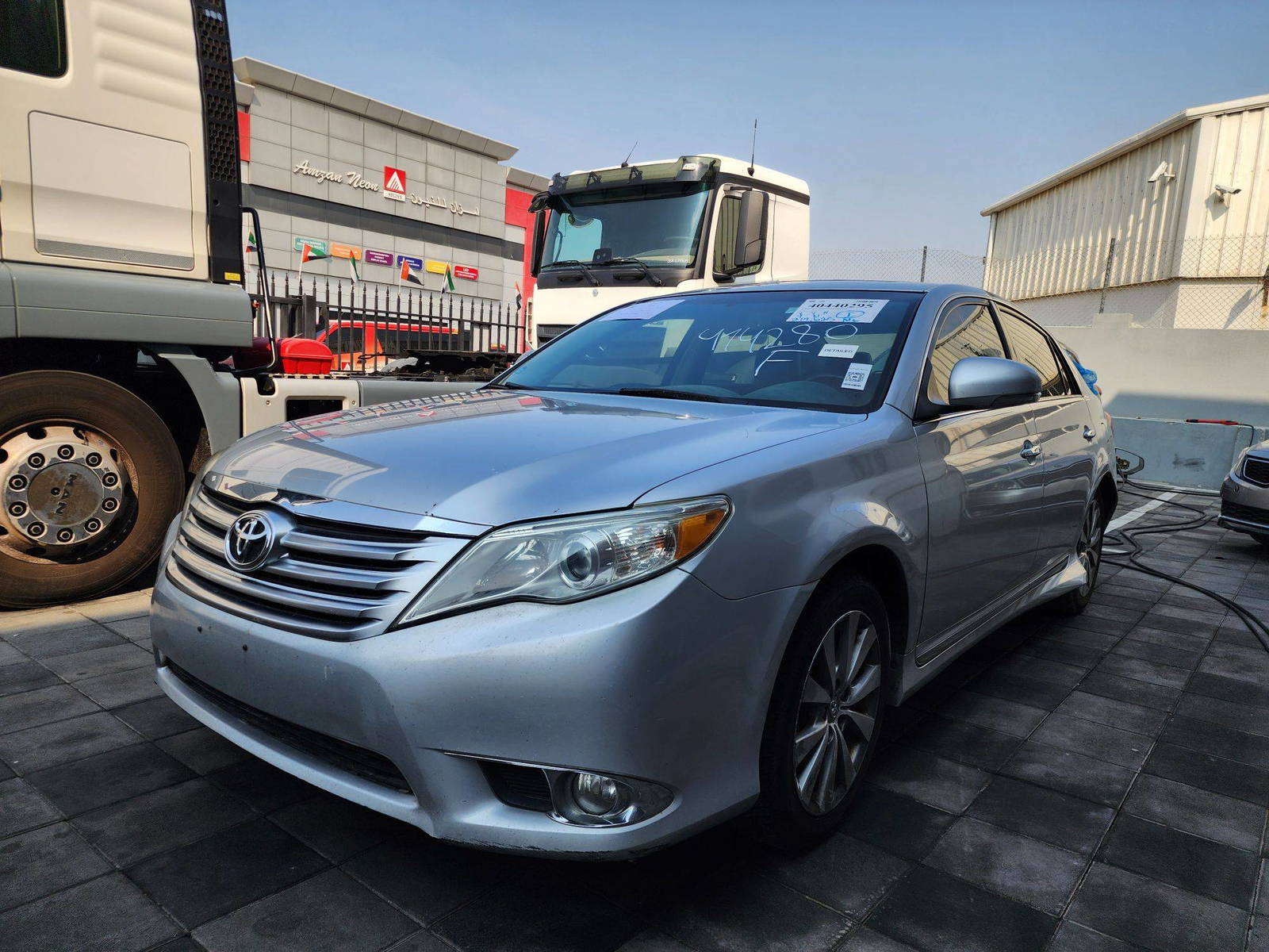 2011 TOYOTA AVALON — 219625 Miles — Lot 14280 — Al Quoz - Marhaba Auctions Used Cars - Image 3