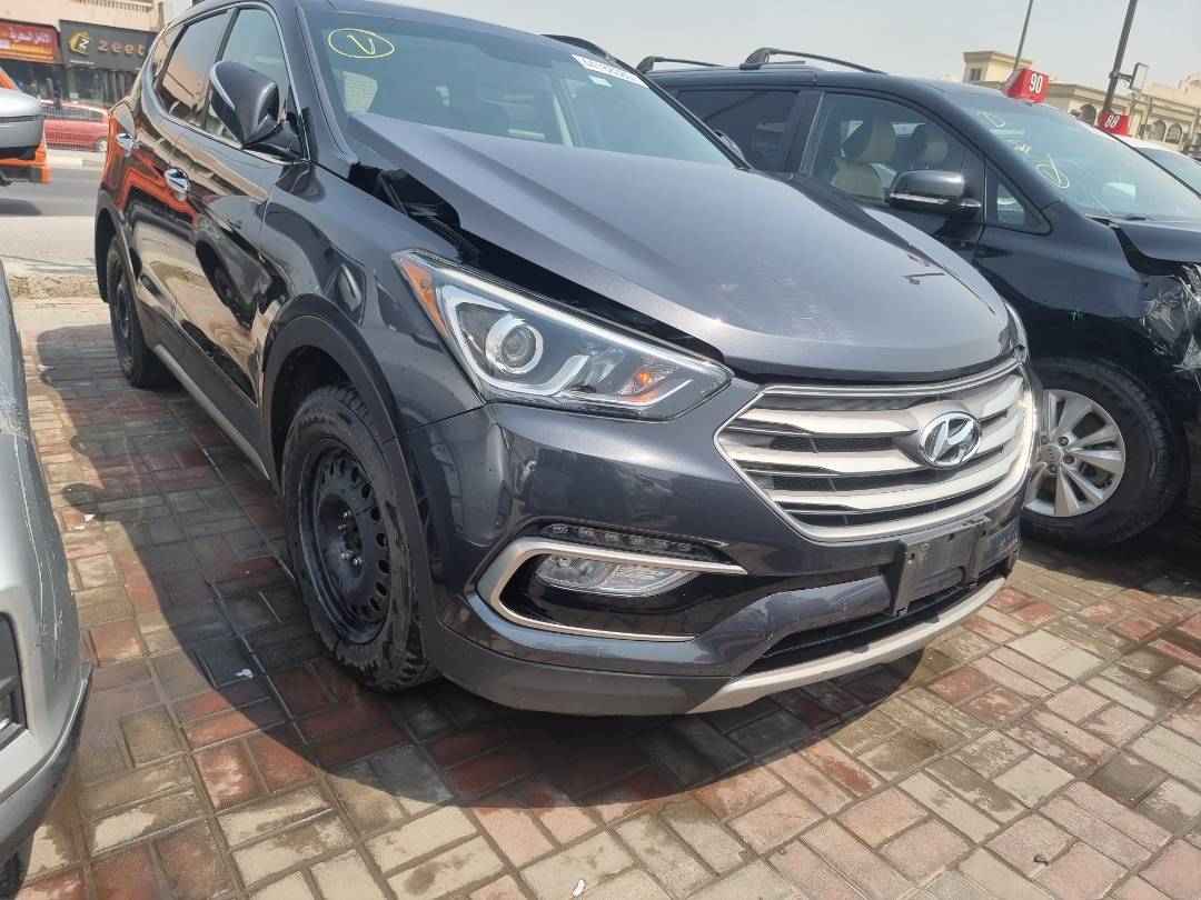 2017 HYUNDAI SANTA FE — 50687 KM — Lot 454001 — Ind. 12 - Marhaba Auctions Used Cars - Image 3
